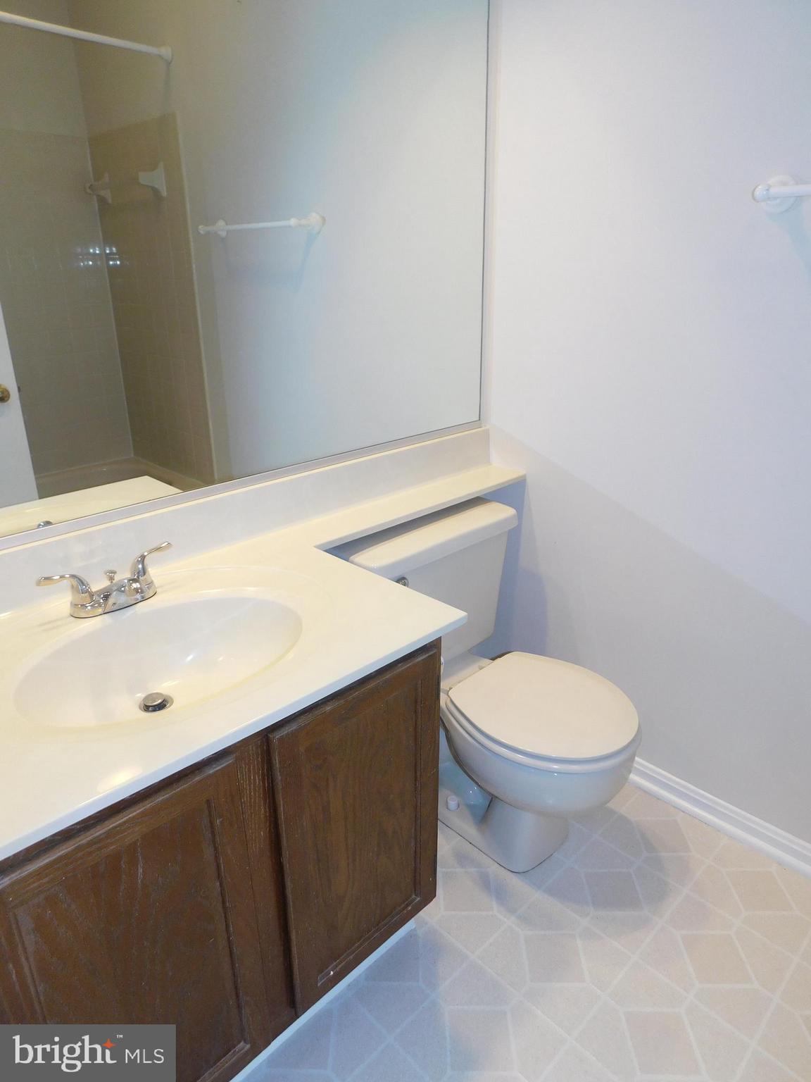 FAIRVIEW COMMONS - Residential Lease