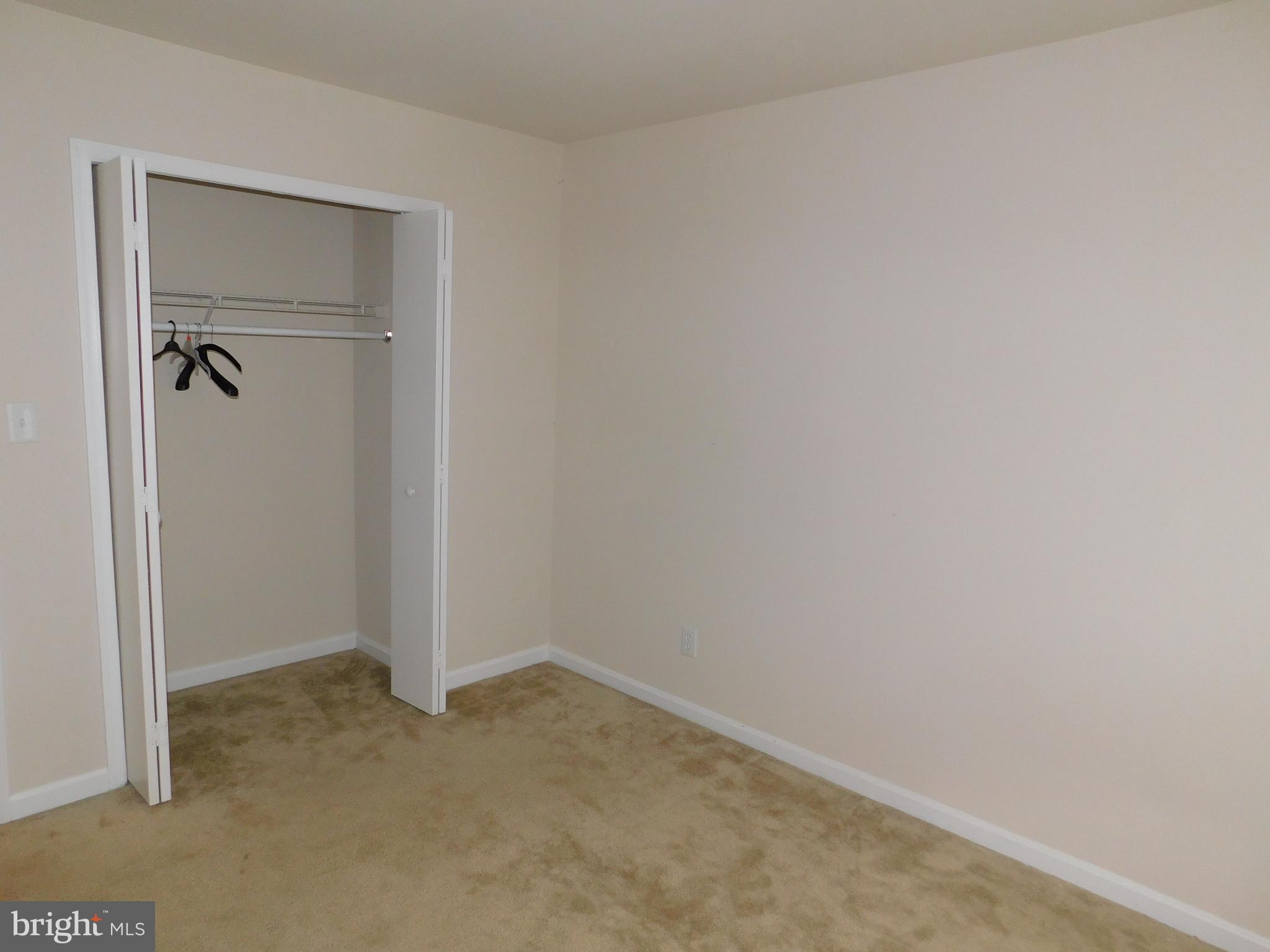 FAIRVIEW COMMONS - Residential Lease