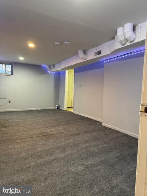 GOVANS - Residential Lease