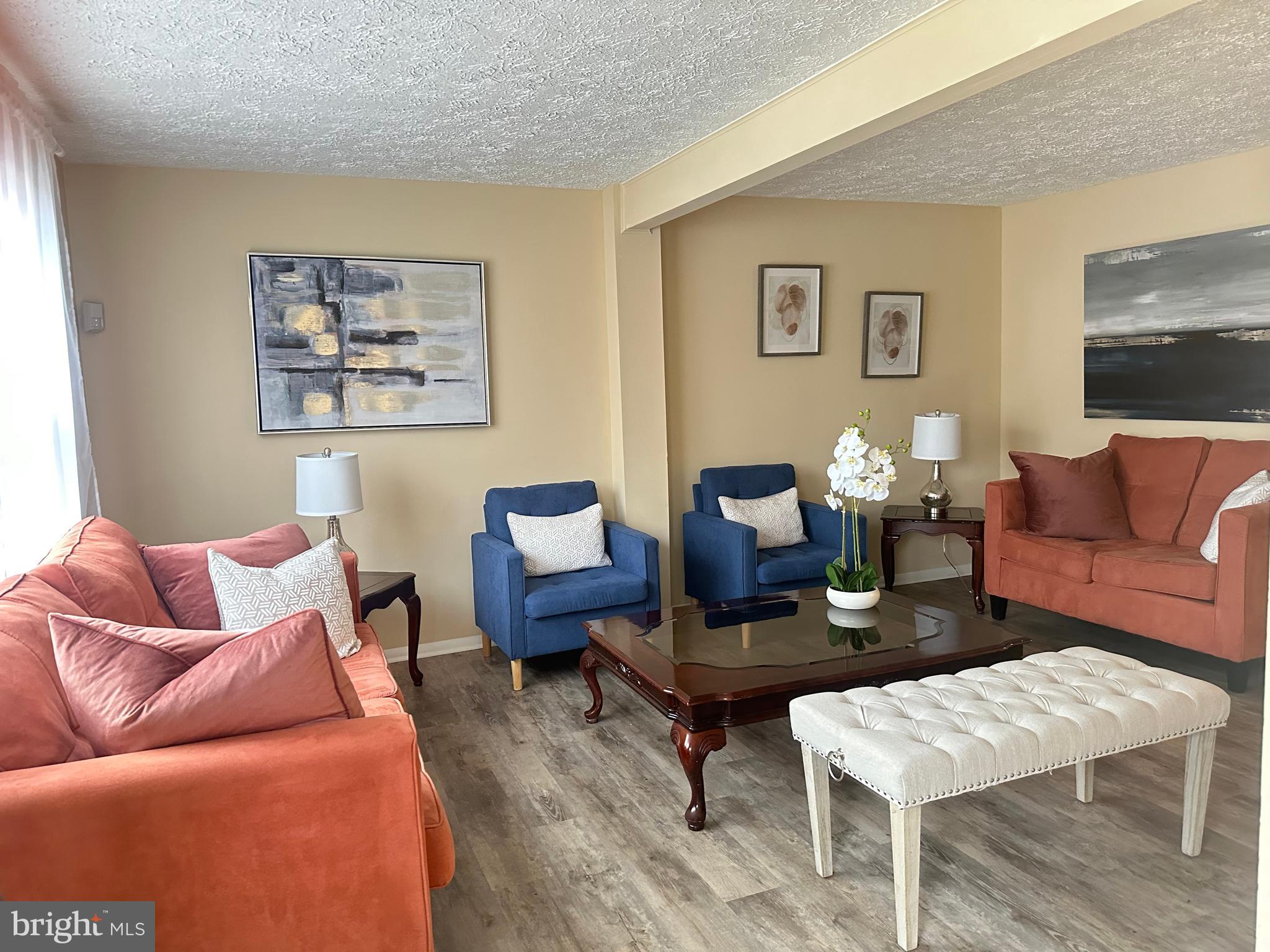 PARK OVERLOOK - Residential Lease