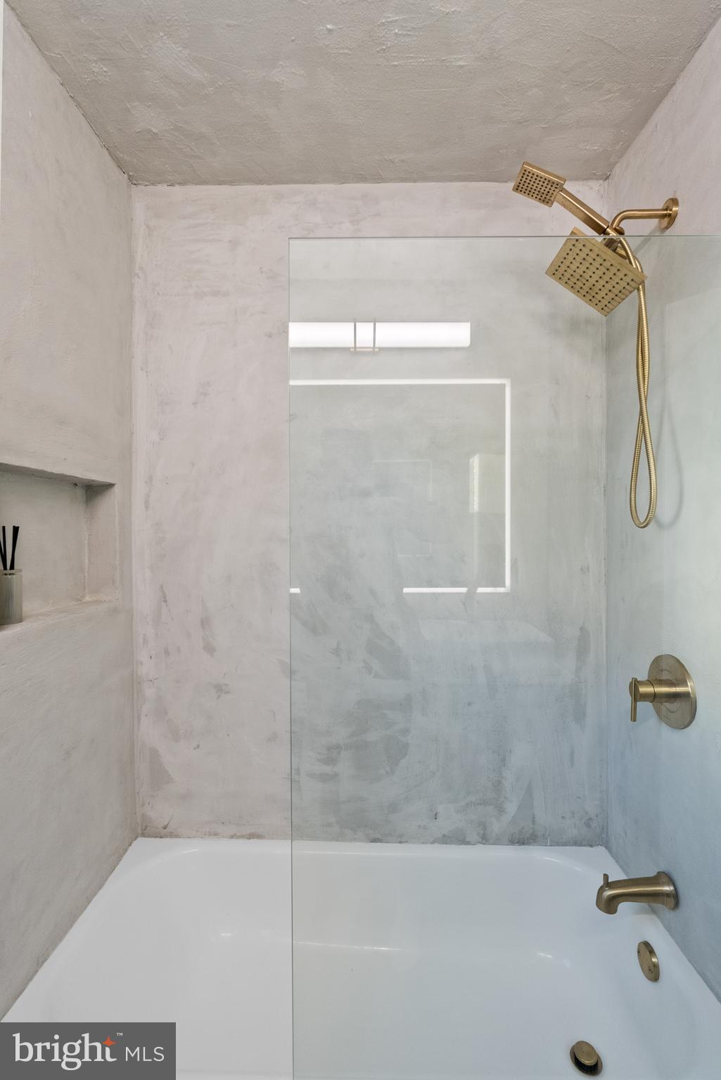 PARKLAWN - Residential