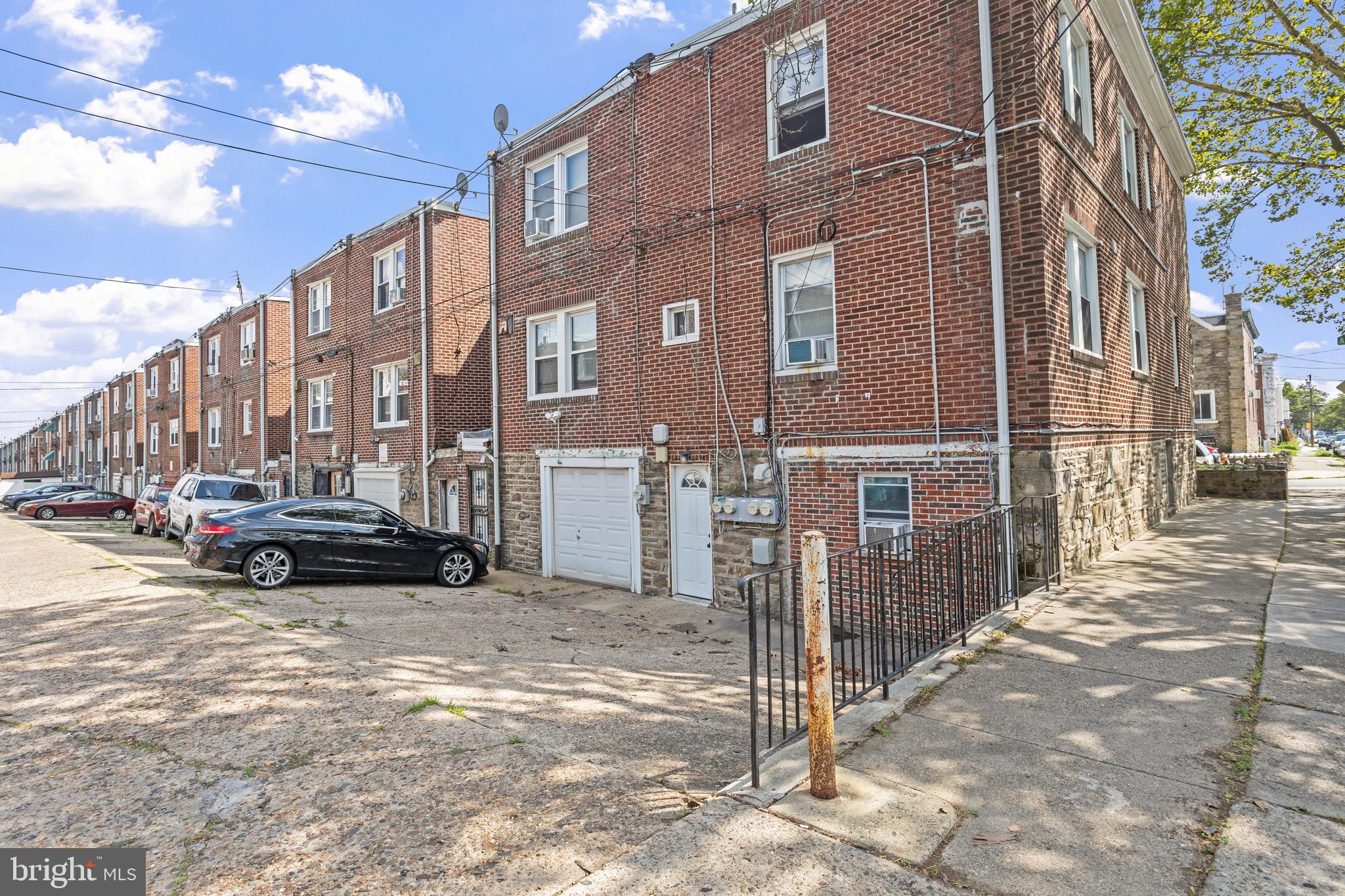 1401 ALCOTT STREET