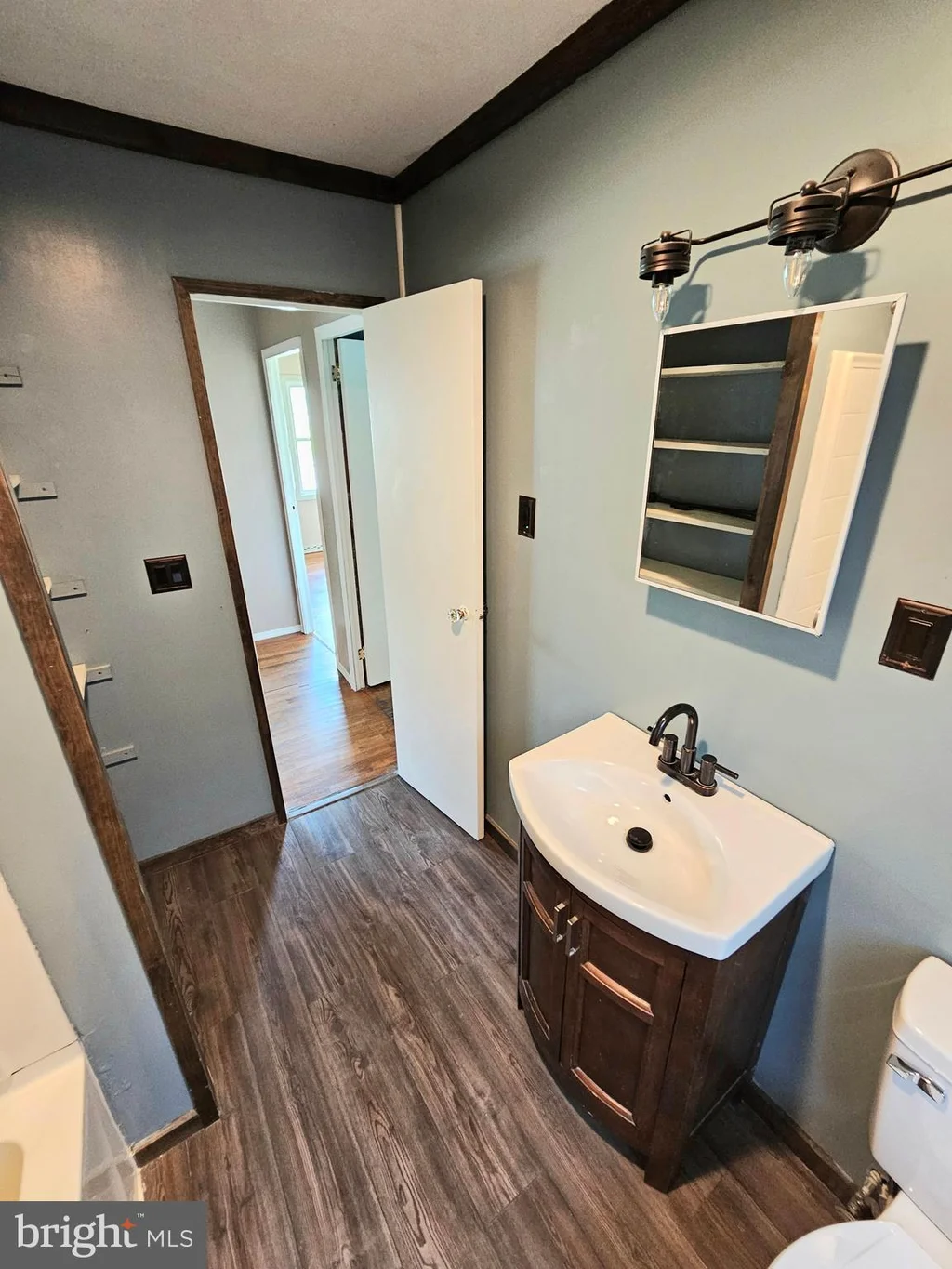 300 Locust Street, Burnham, PA 17009