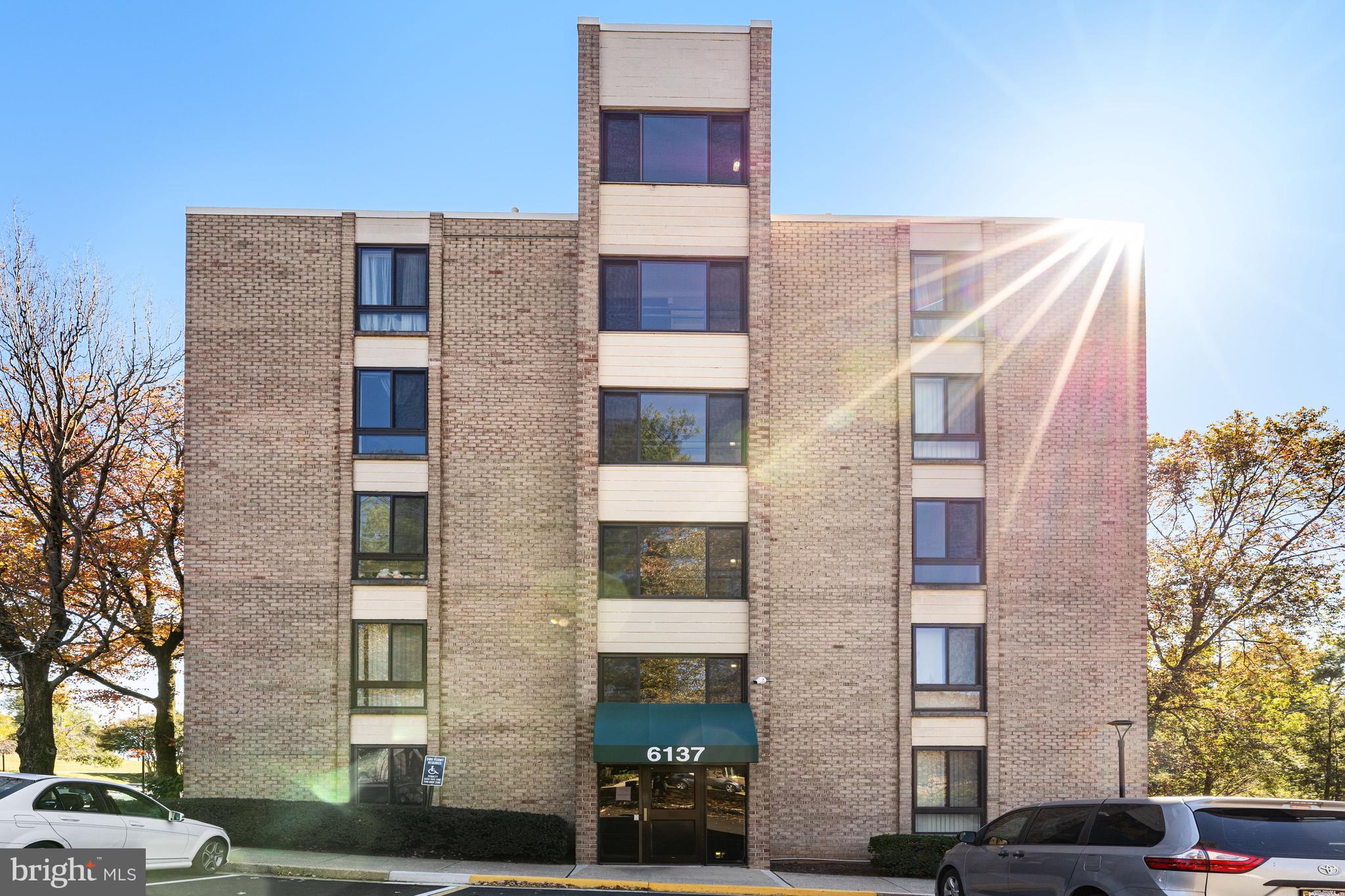 6137 LEESBURG PIKE 506