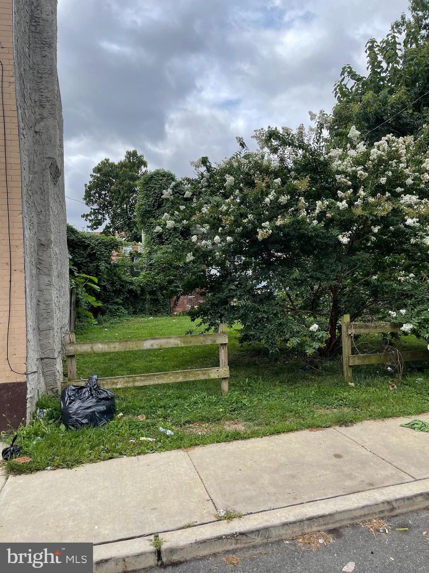 There are 21 vacant lots for sale in this package offering. Contact LA for detail of all lot addresses. This is sold as a package.