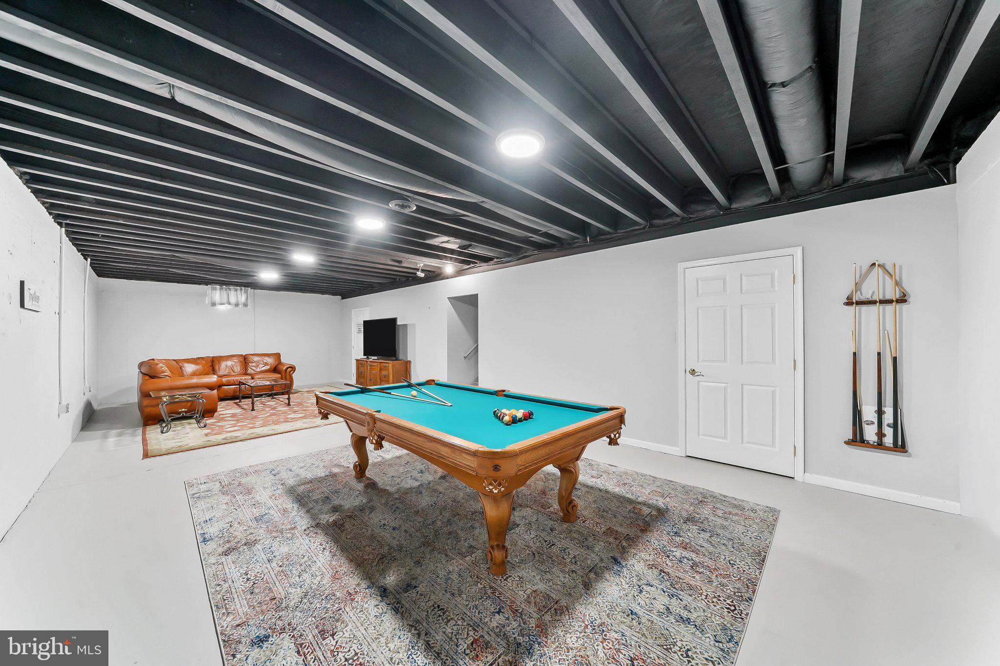 TRADITIONS AT LONG - Residential