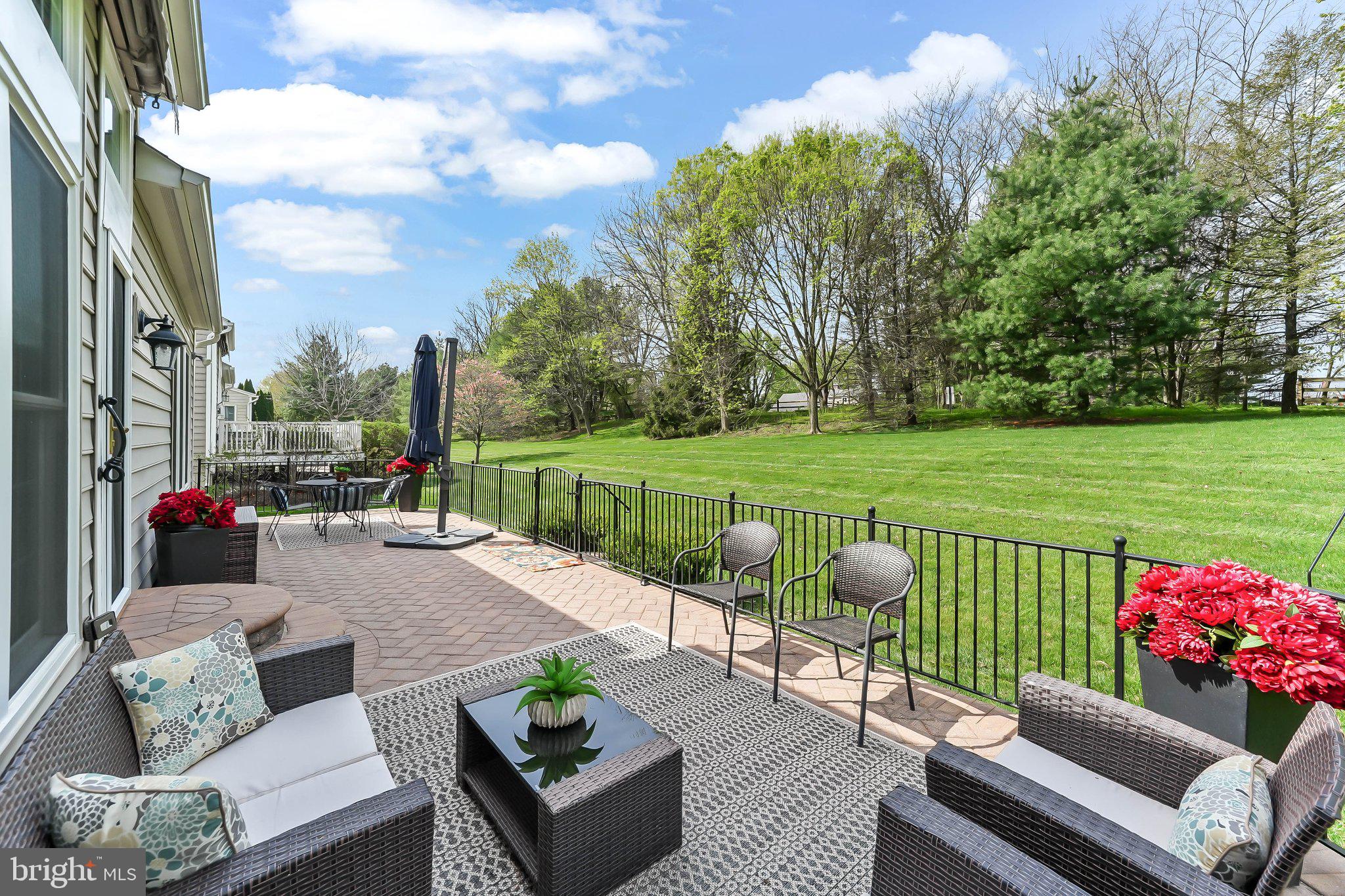 TRADITIONS AT LONG - Residential