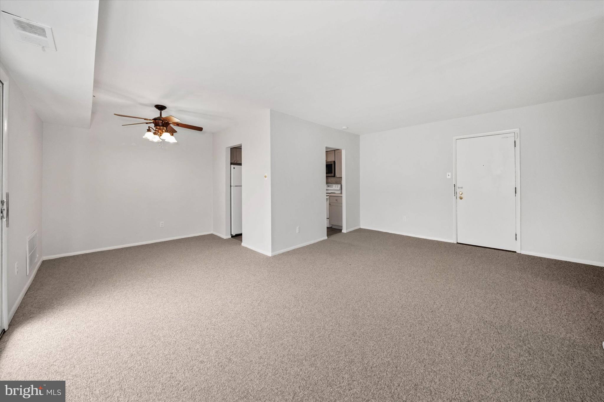 7 ROCKFORD ROAD #D21