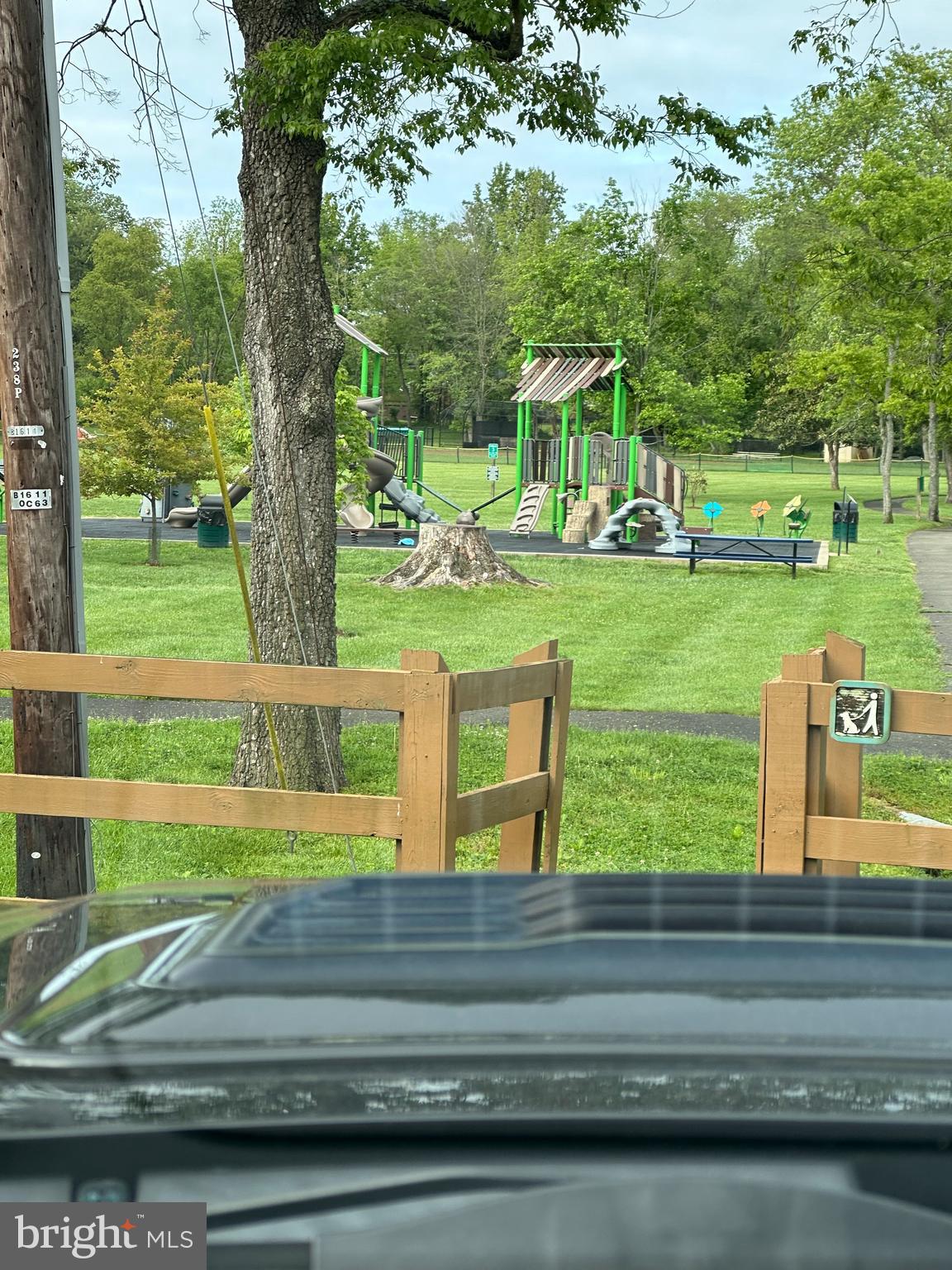 CRESTVIEW ESTATE - Residential Lease