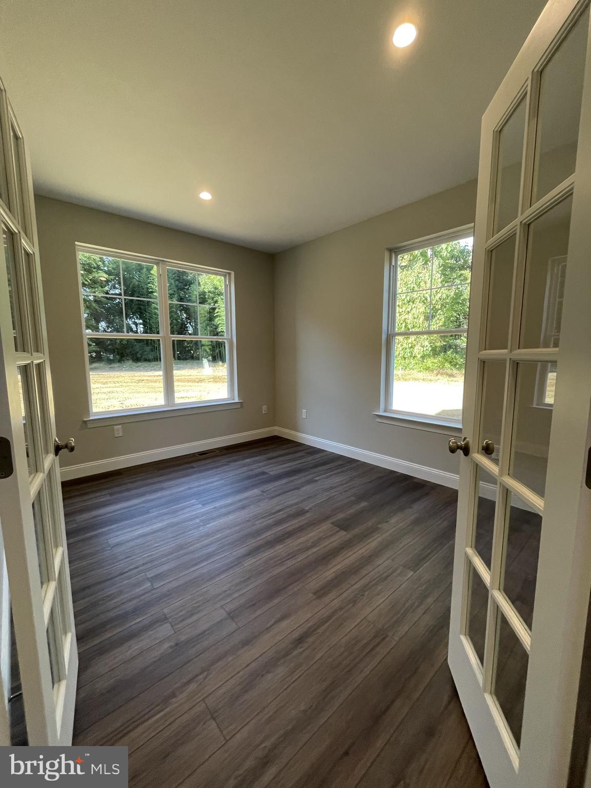 GARNET RIDGE - Residential