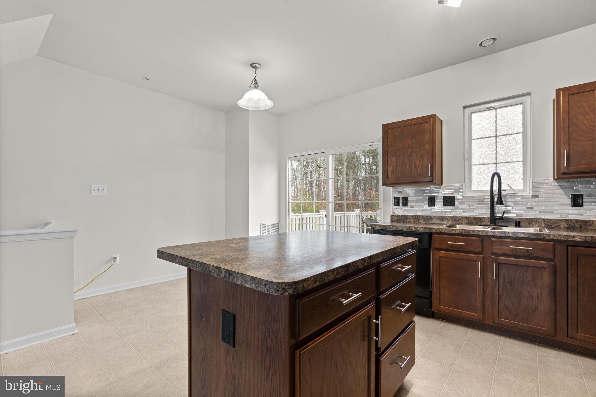 TANYARD SPRINGS - Residential