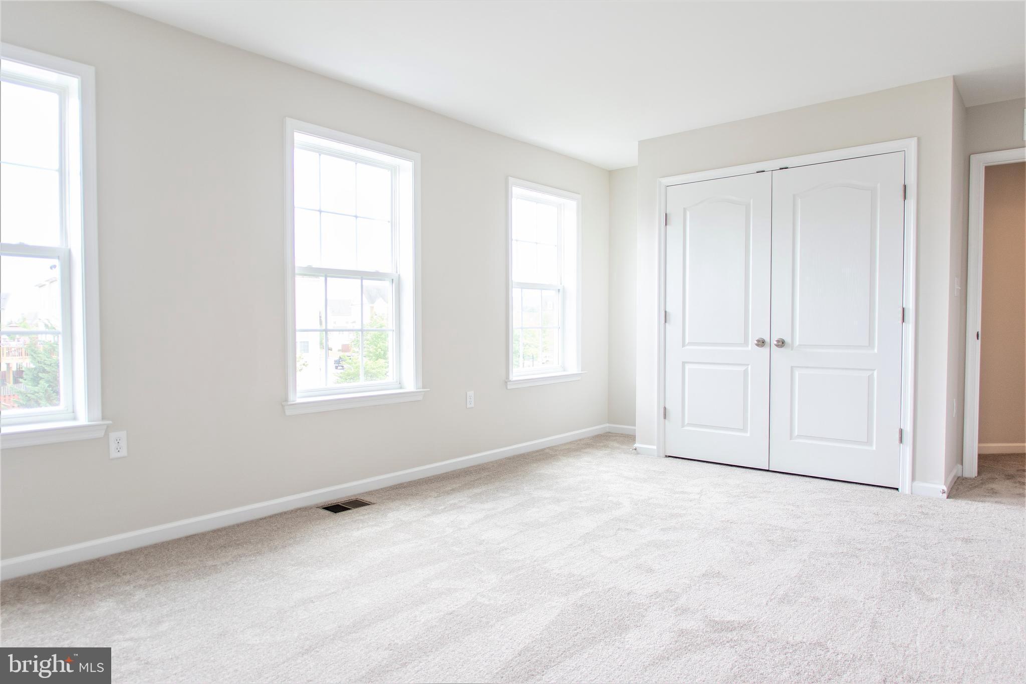 MARTINSBURG STATION - Residential