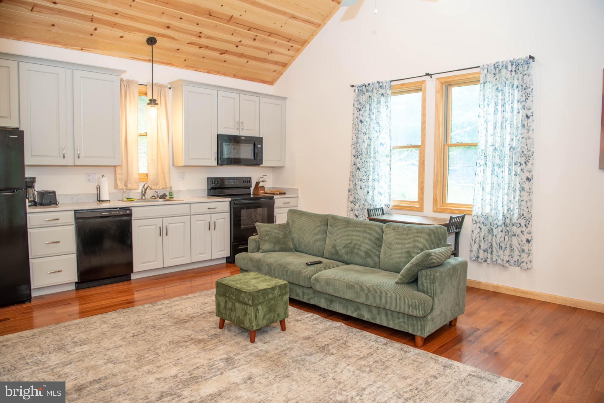 166 KODIAK COURT