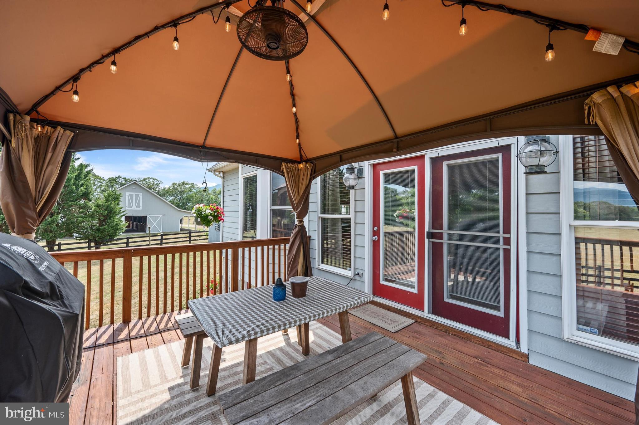 MUNSON LAND - Residential