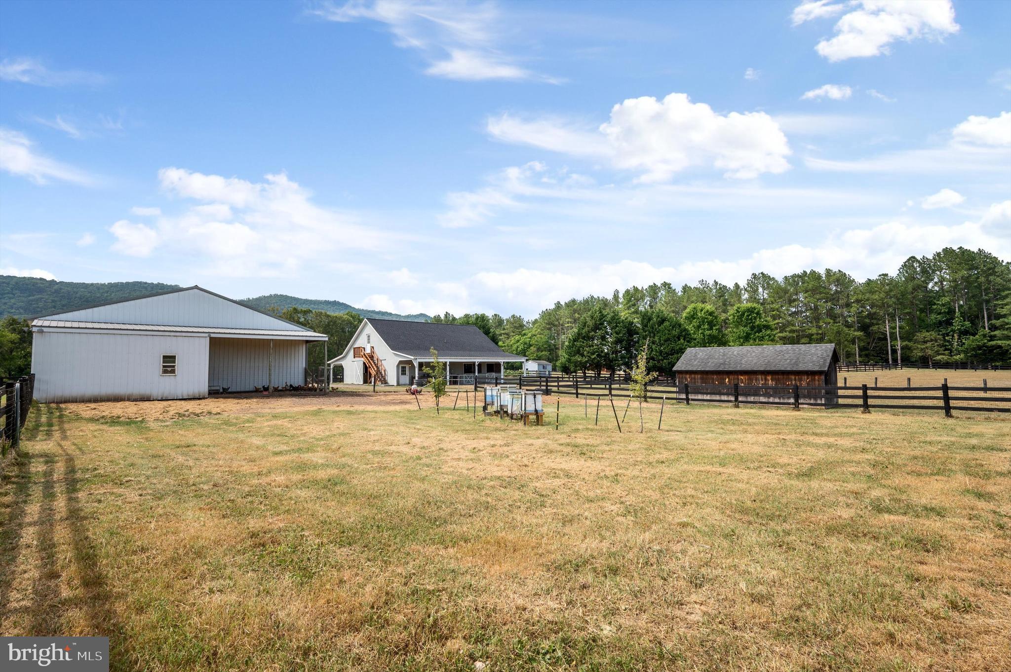 MUNSON LAND - Residential