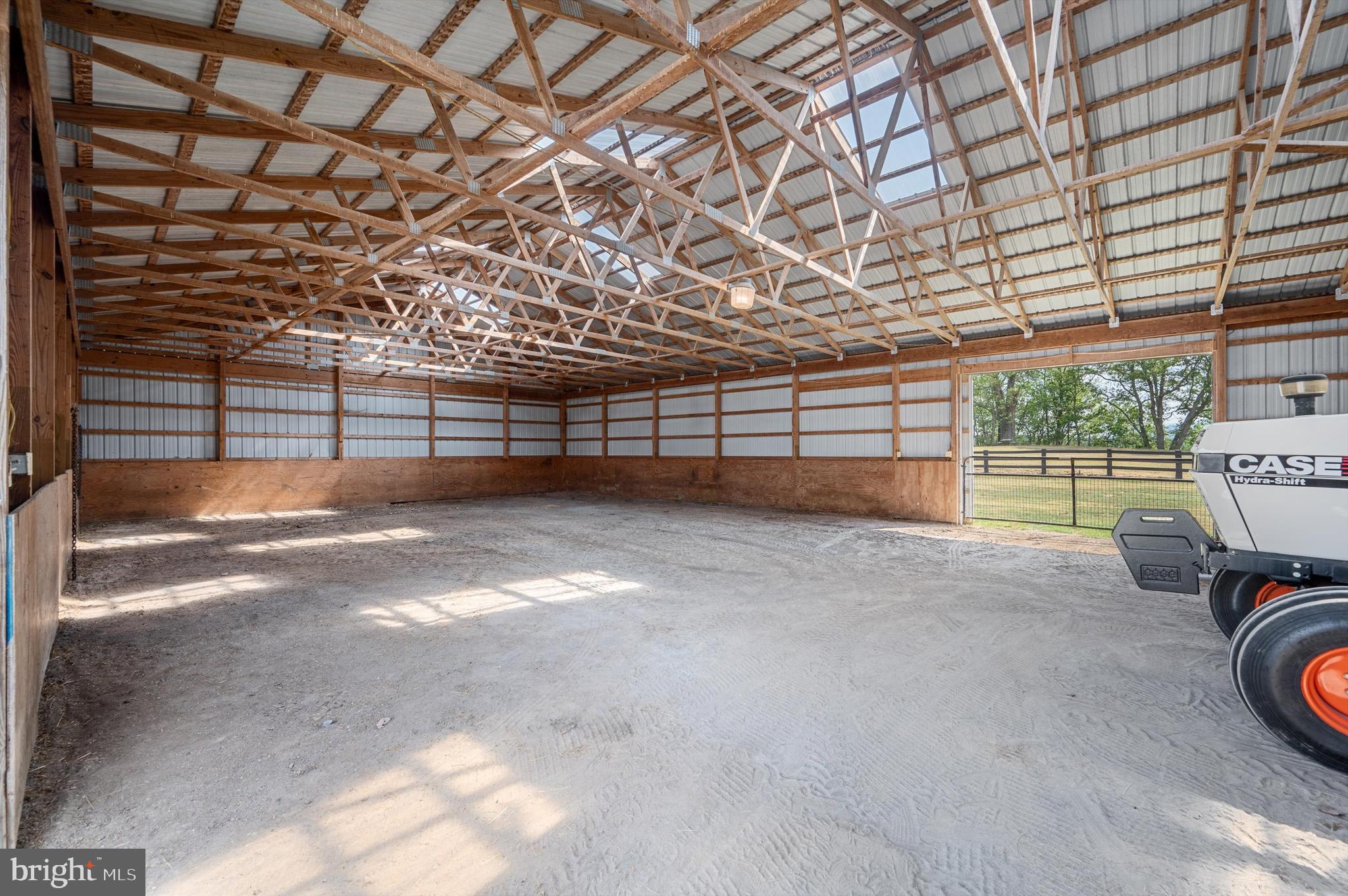 MUNSON LAND - Residential