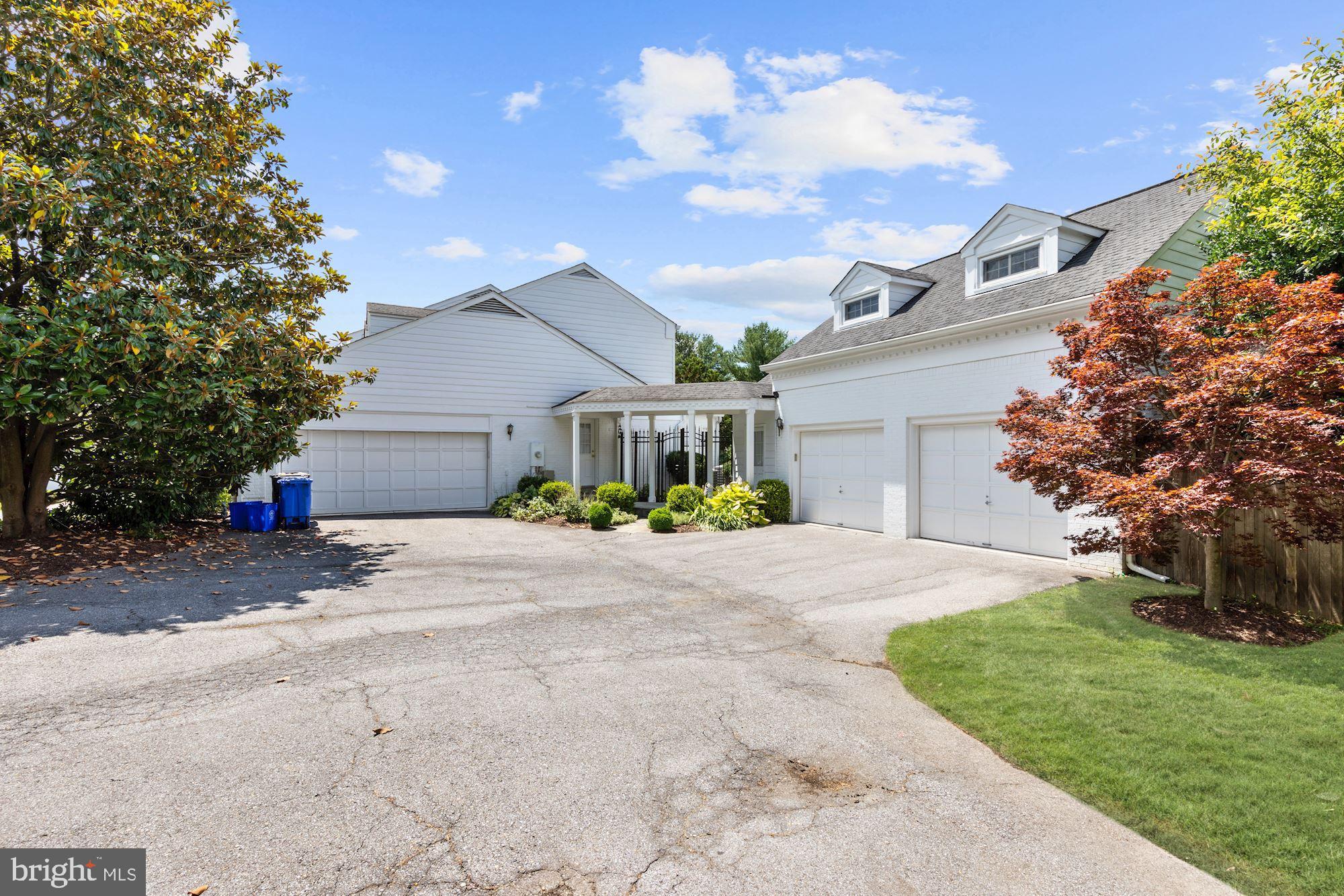 POTOMAC OUTSIDE - Residential