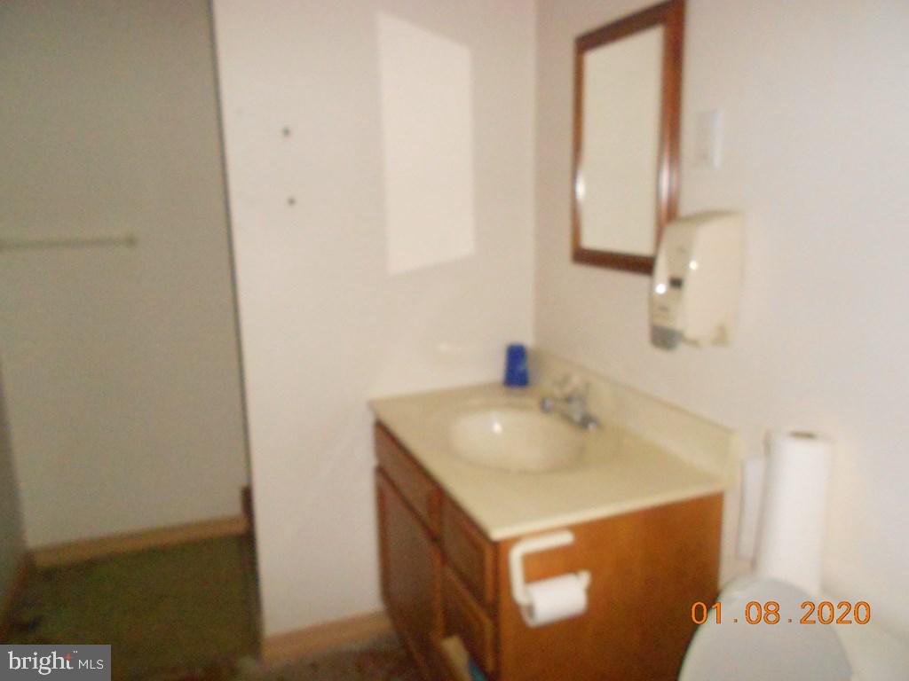 UNKNOWN - Commercial Sale