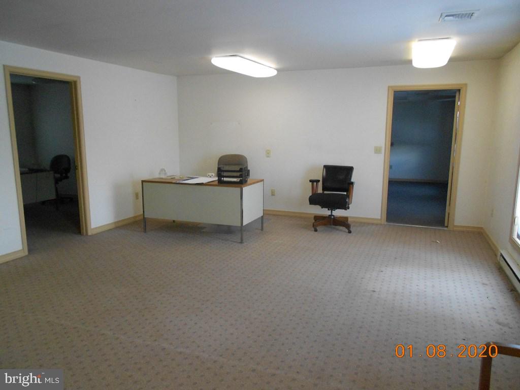 UNKNOWN - Commercial Sale