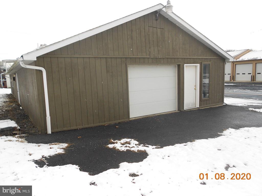 UNKNOWN - Commercial Sale