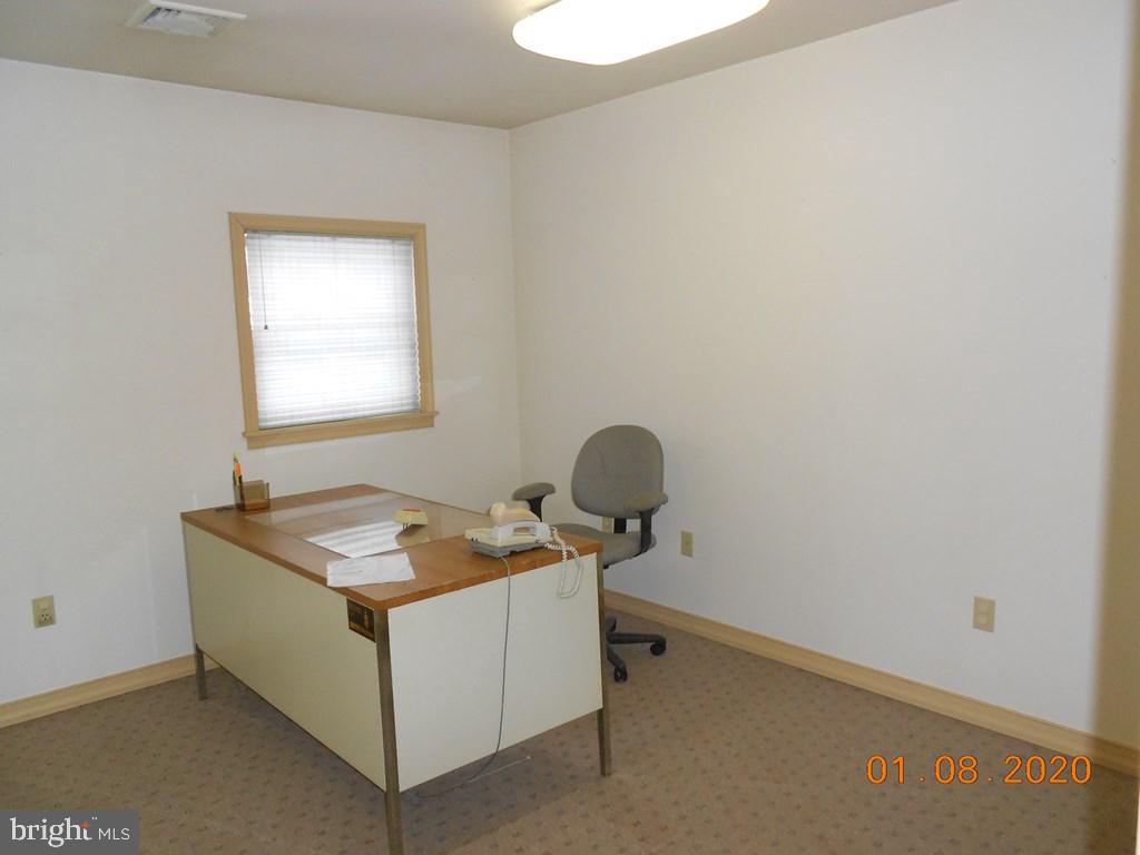 UNKNOWN - Commercial Sale