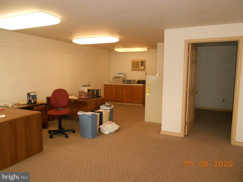 UNKNOWN - Commercial Sale