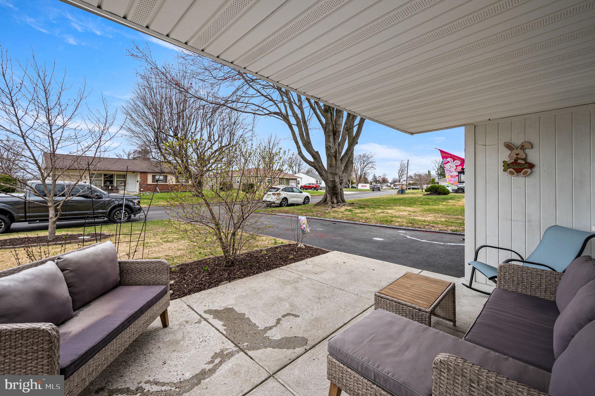 PINECREST - Residential