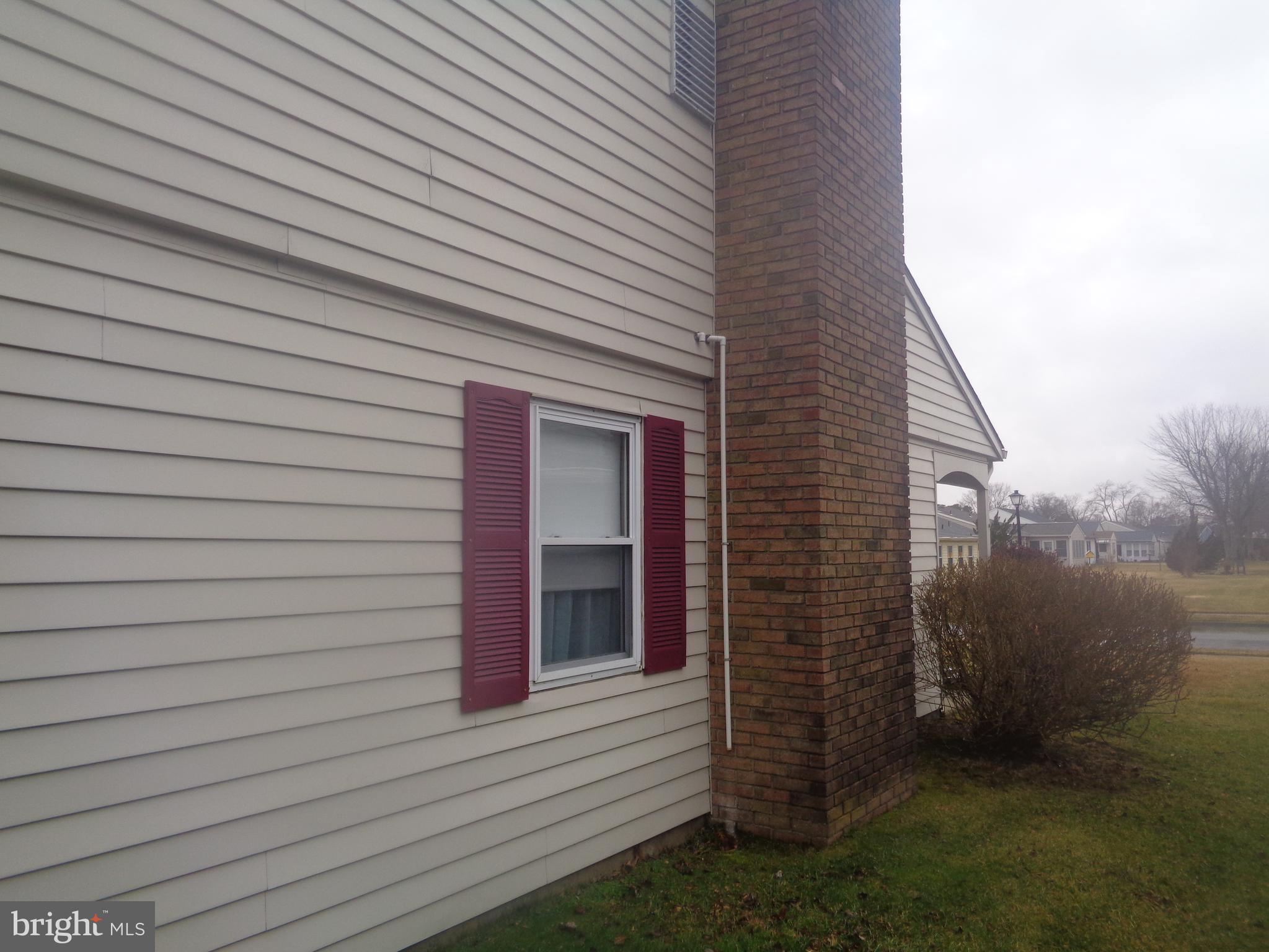 LEISURETOWNE - Residential