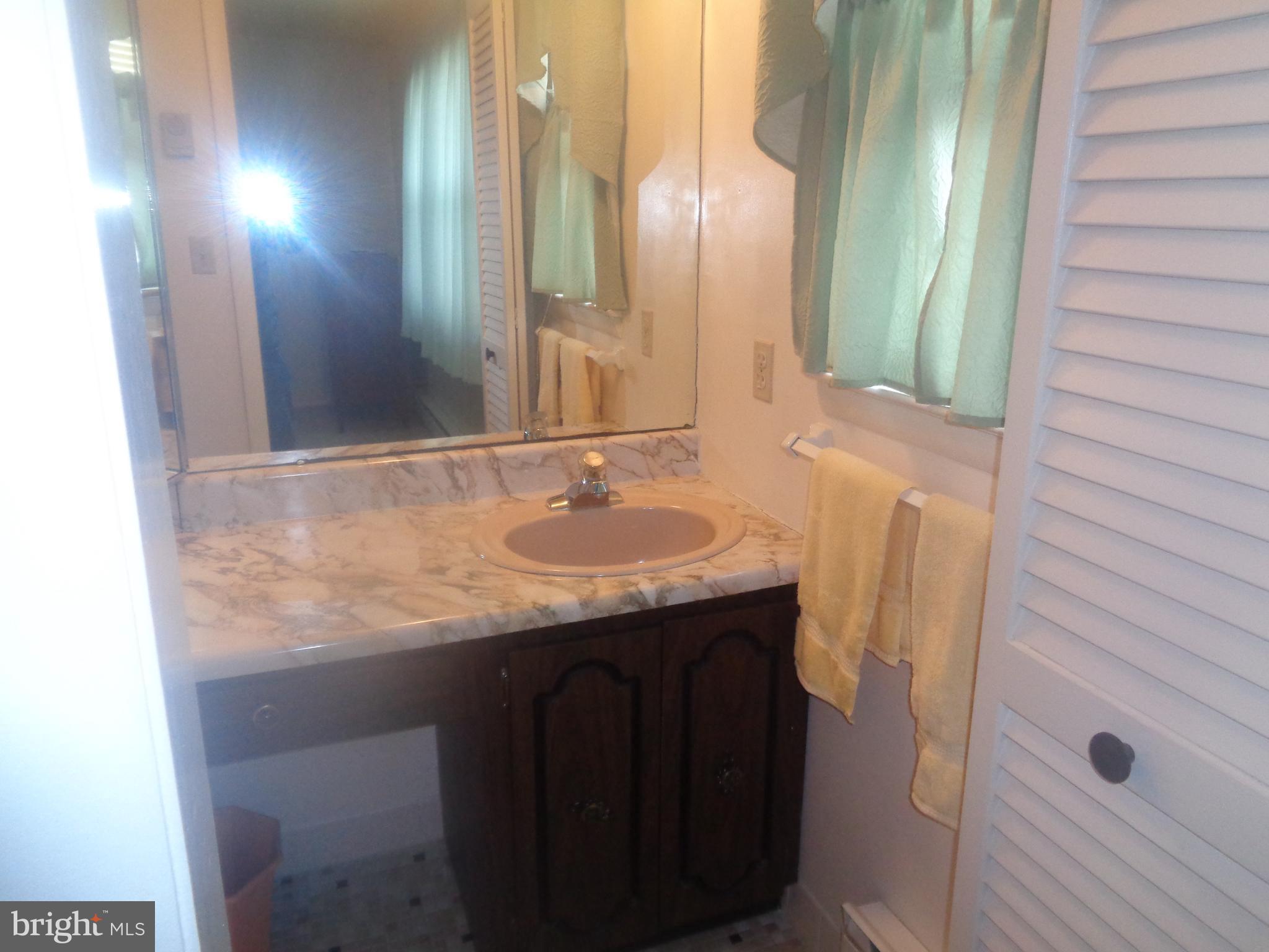 LEISURETOWNE - Residential