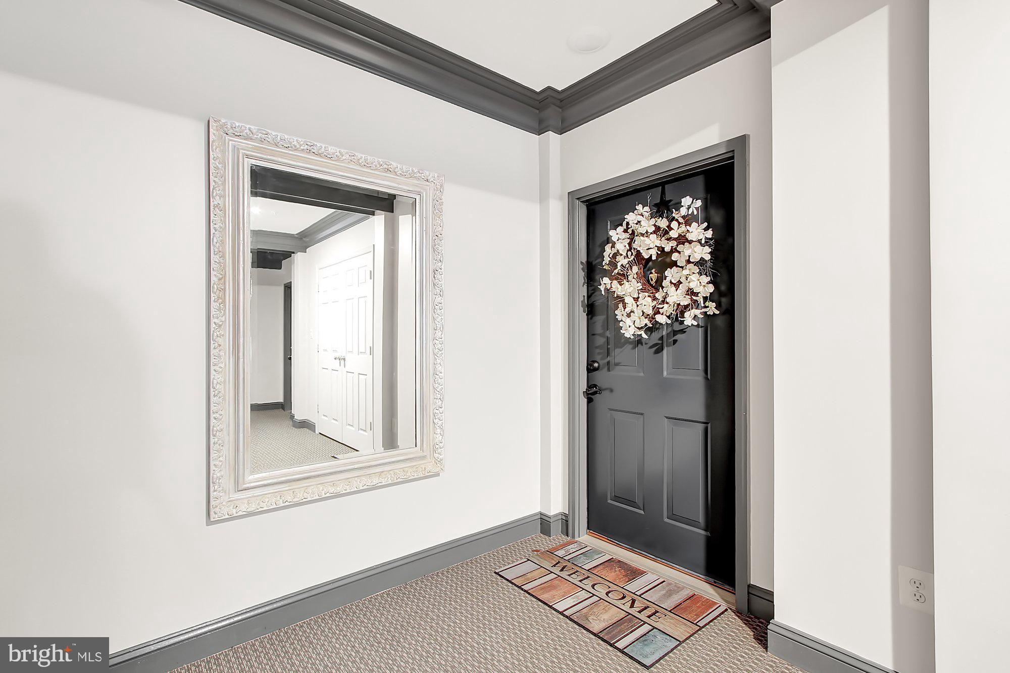 LAURELS CONDO - Residential