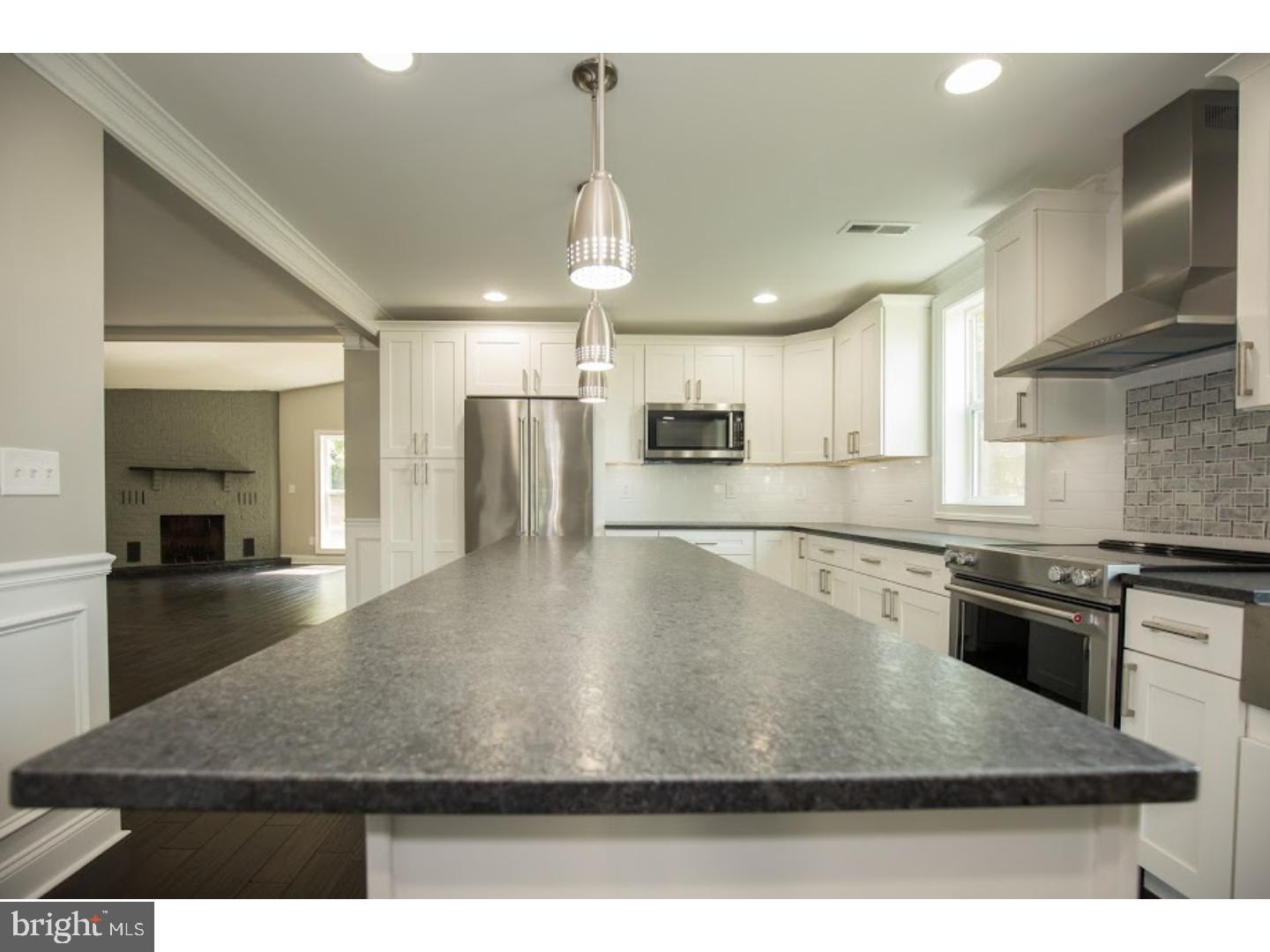 JOSHUA KNOLL - Residential