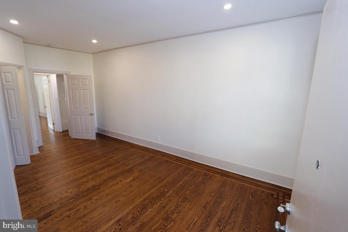 ROCKLEDGE - Residential Lease