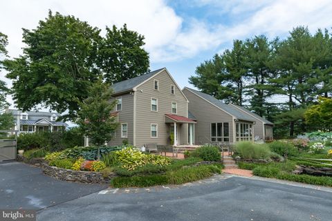 170 W GIRL SCOUT ROAD STEVENS PA 17578
