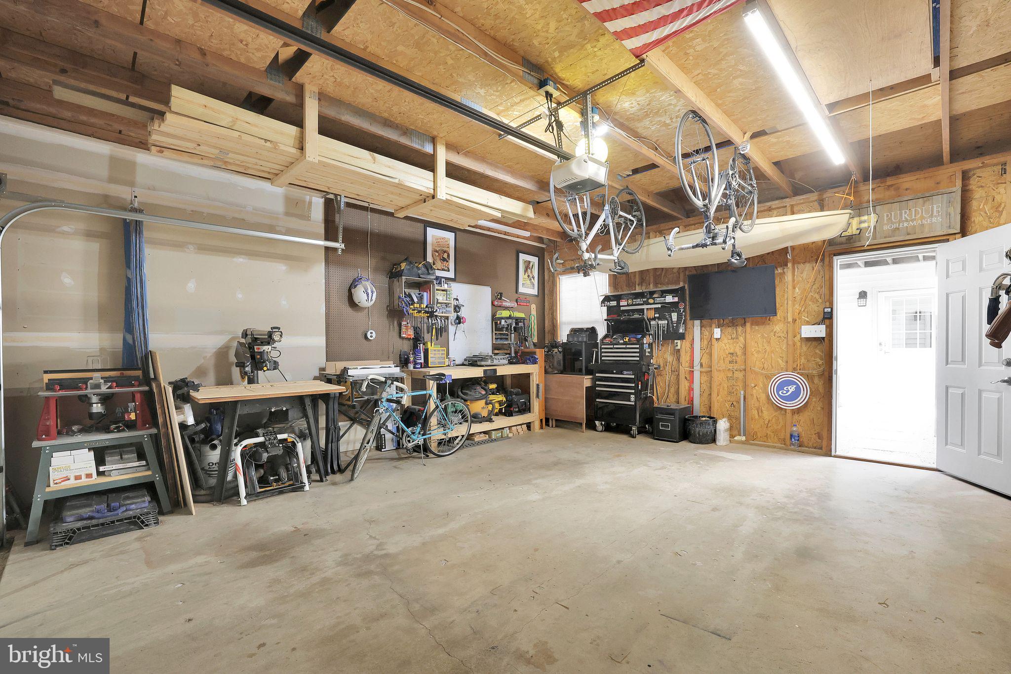 GROVEWOOD - Residential