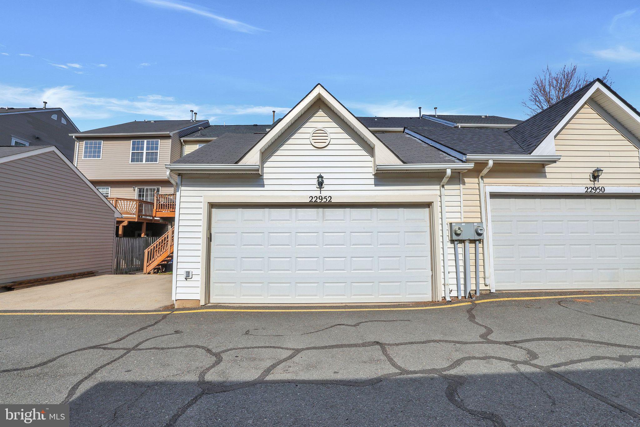 GROVEWOOD - Residential