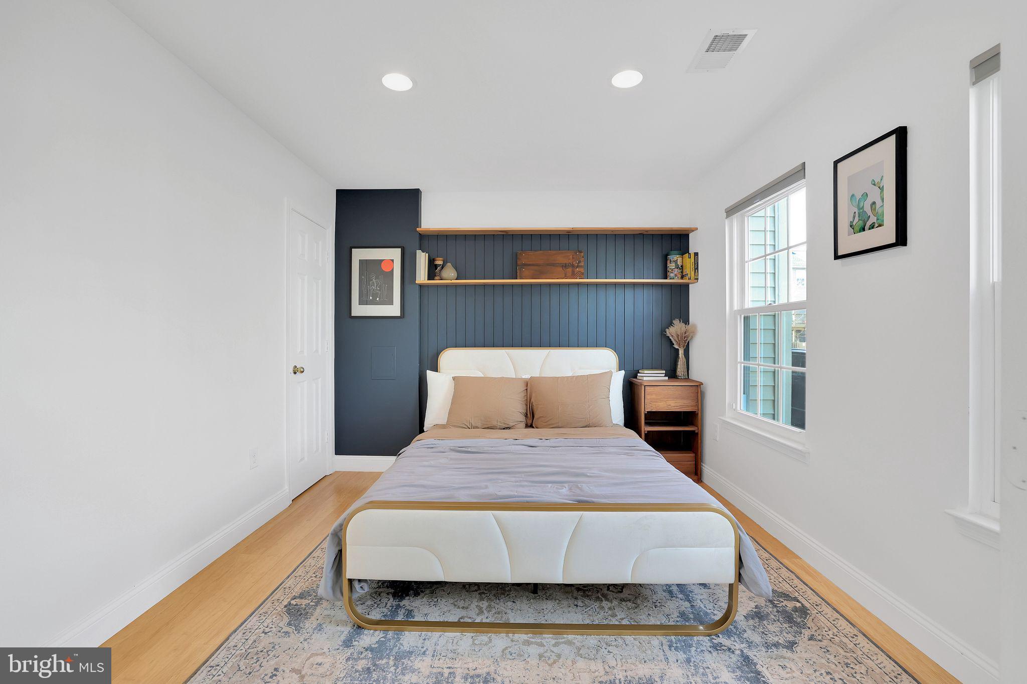 GROVEWOOD - Residential