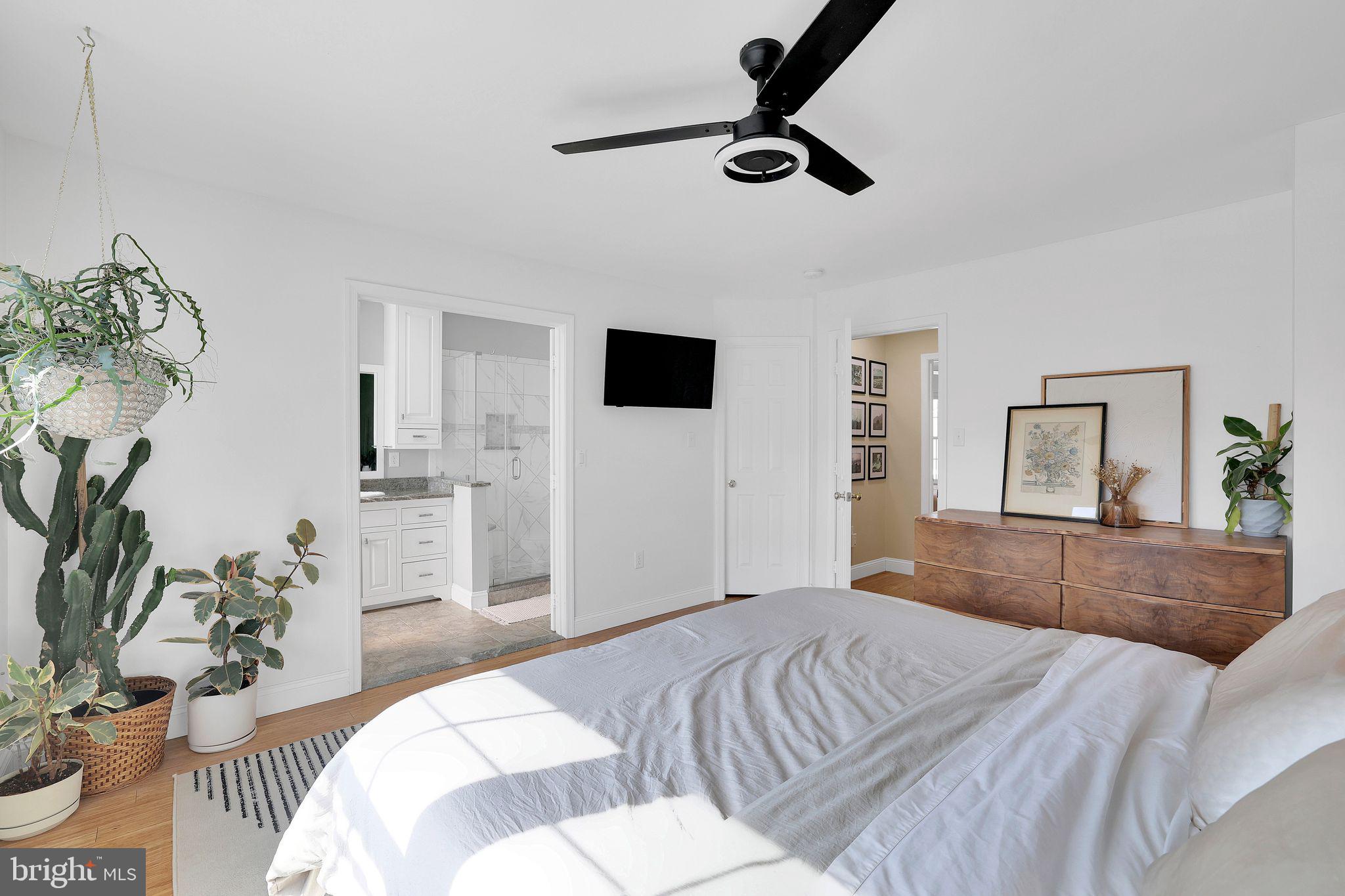 GROVEWOOD - Residential