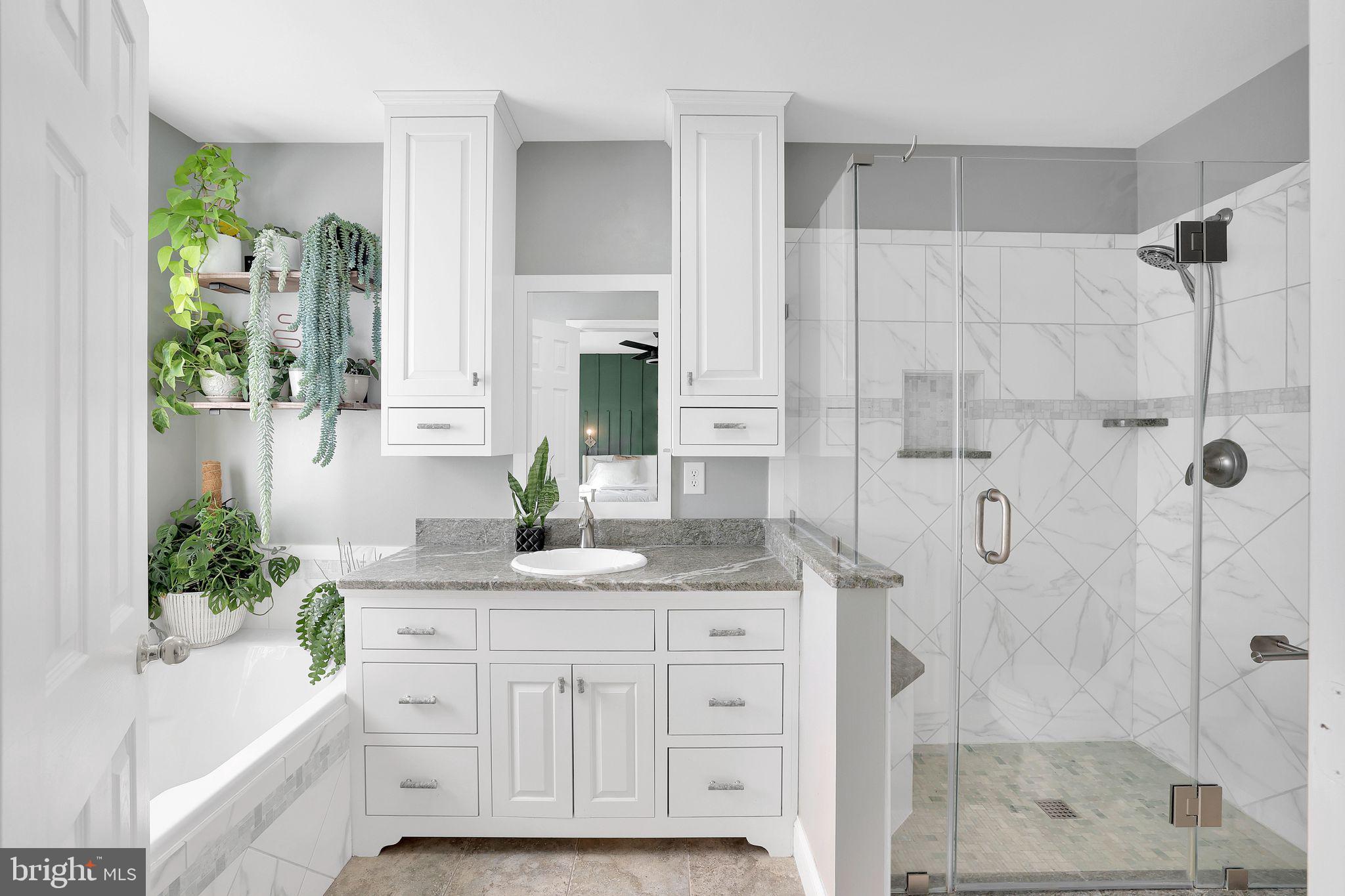 GROVEWOOD - Residential