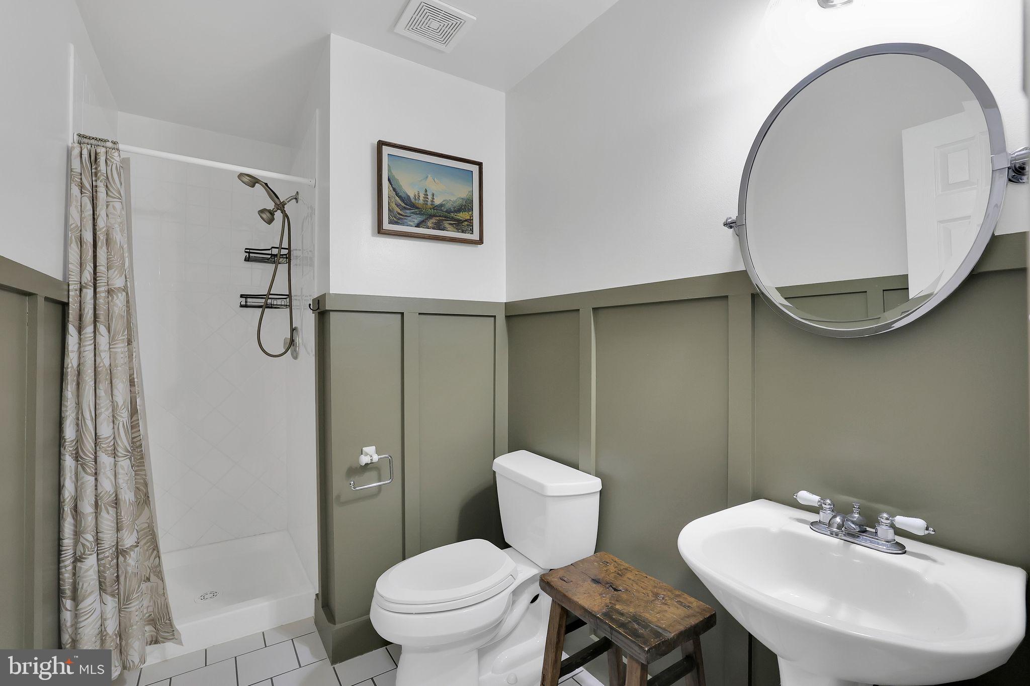 GROVEWOOD - Residential