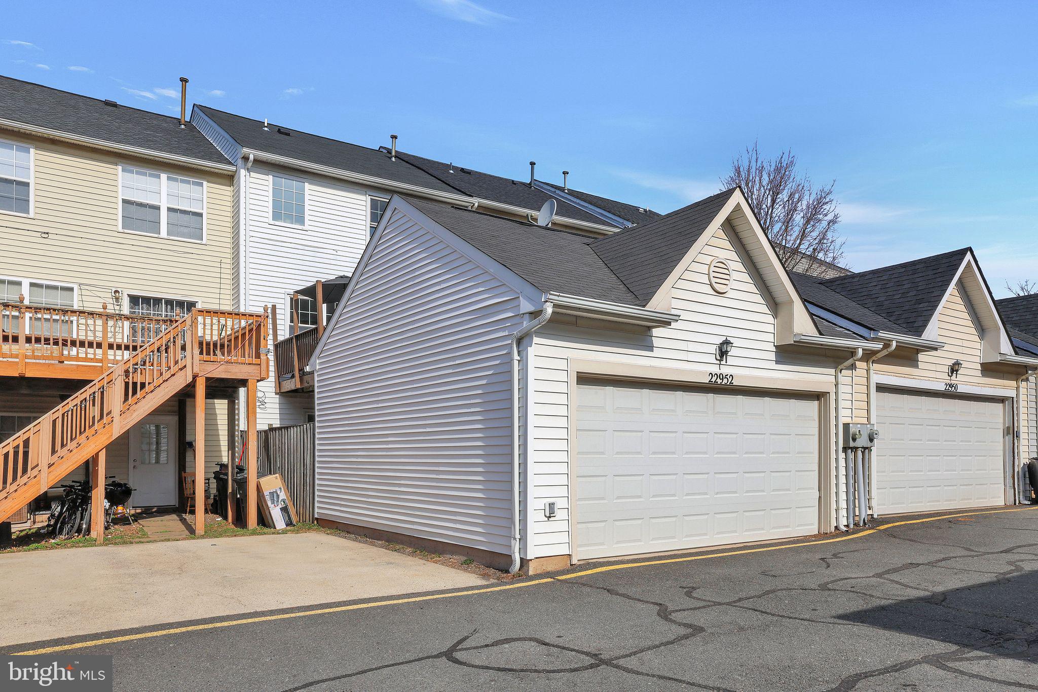 GROVEWOOD - Residential