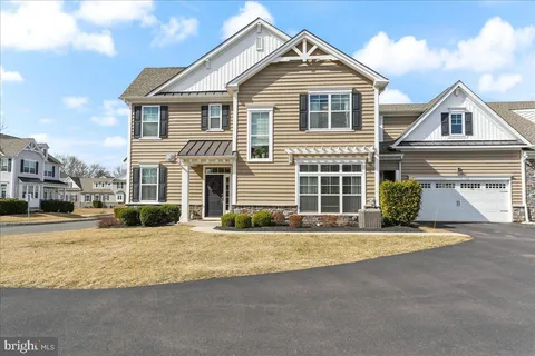 1202 Summit Drive, Royersford, PA MLS: PAMC2131454
