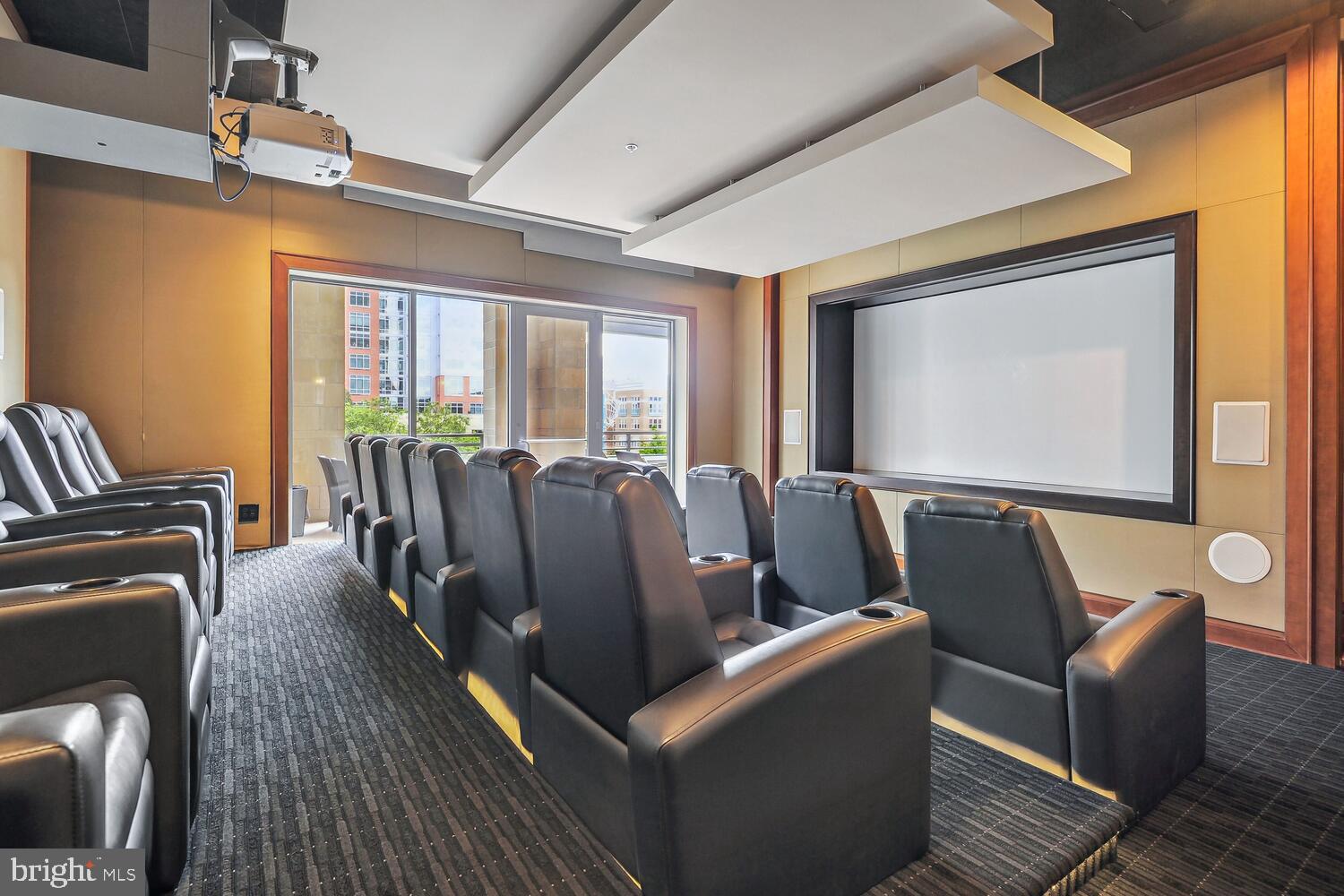 RESTON TOWN CENTER - Residential