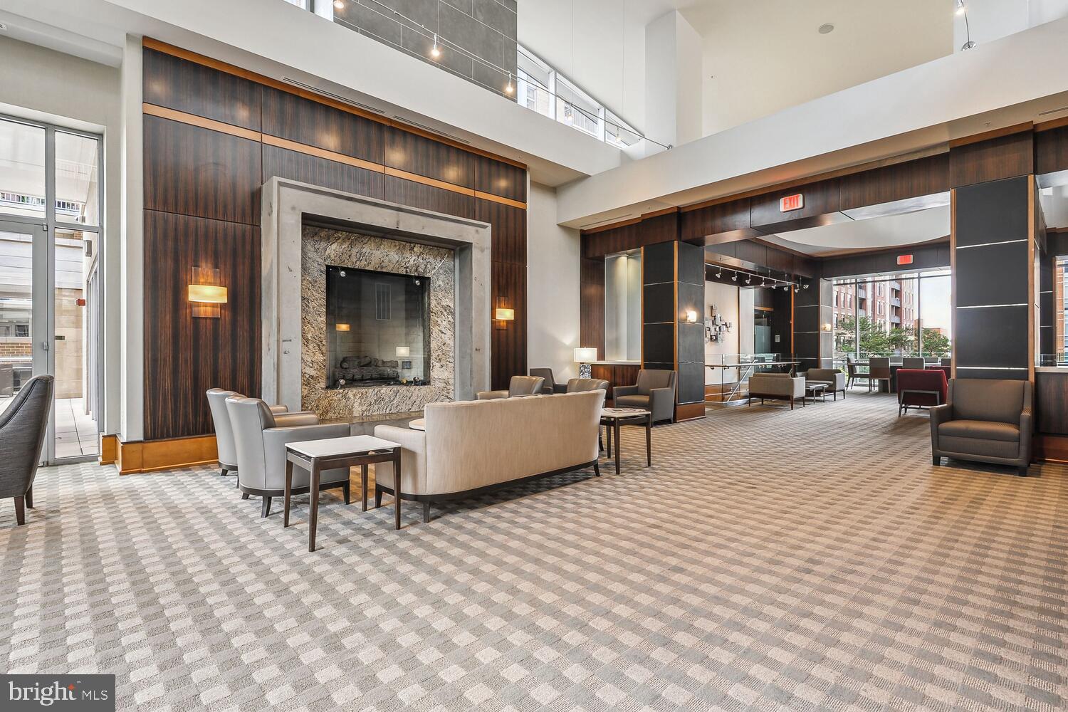 RESTON TOWN CENTER - Residential