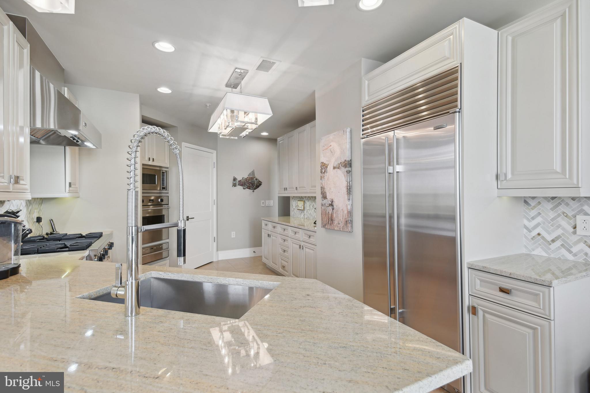 RESTON TOWN CENTER - Residential