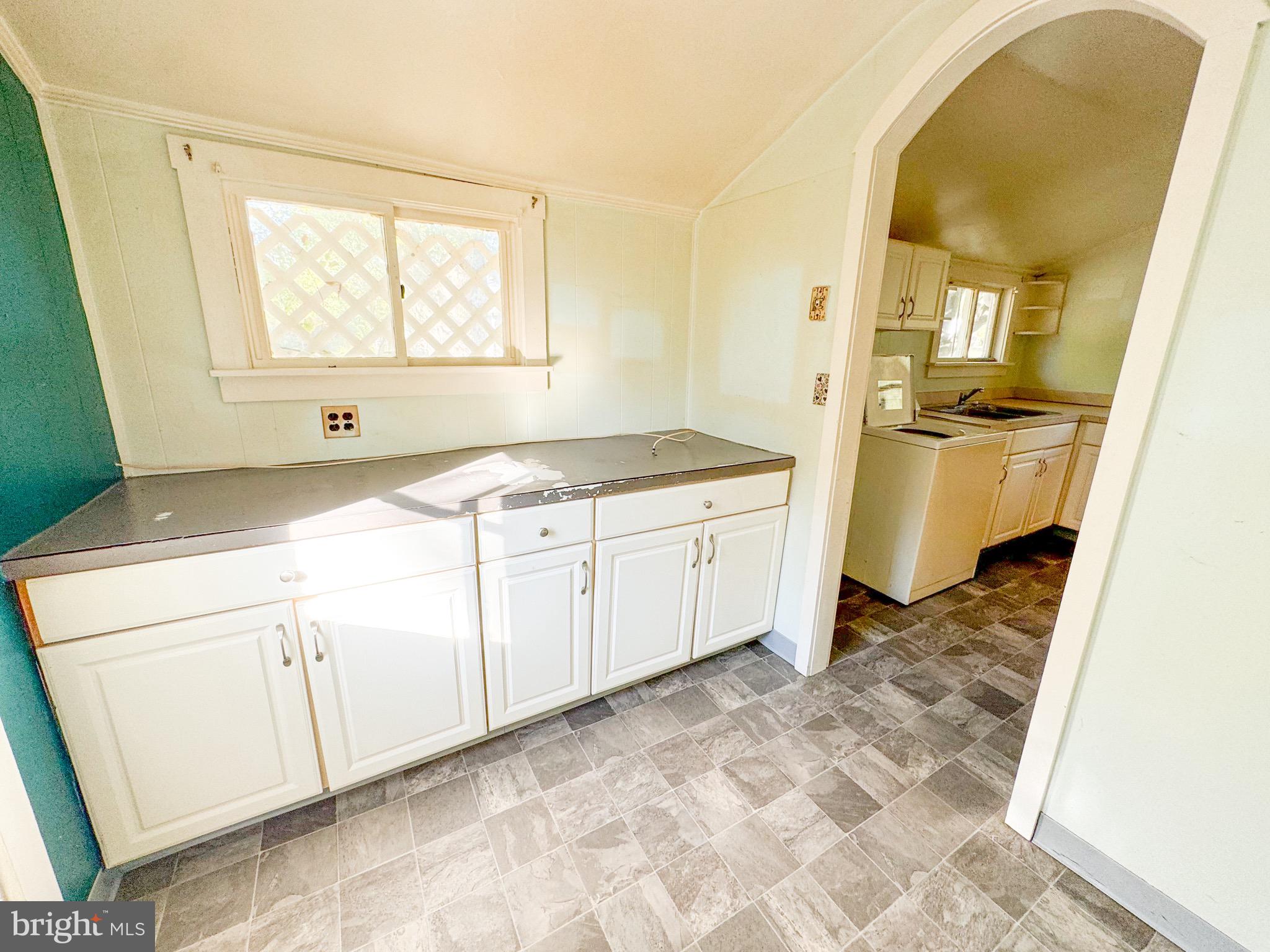 602 DOMINION ROAD