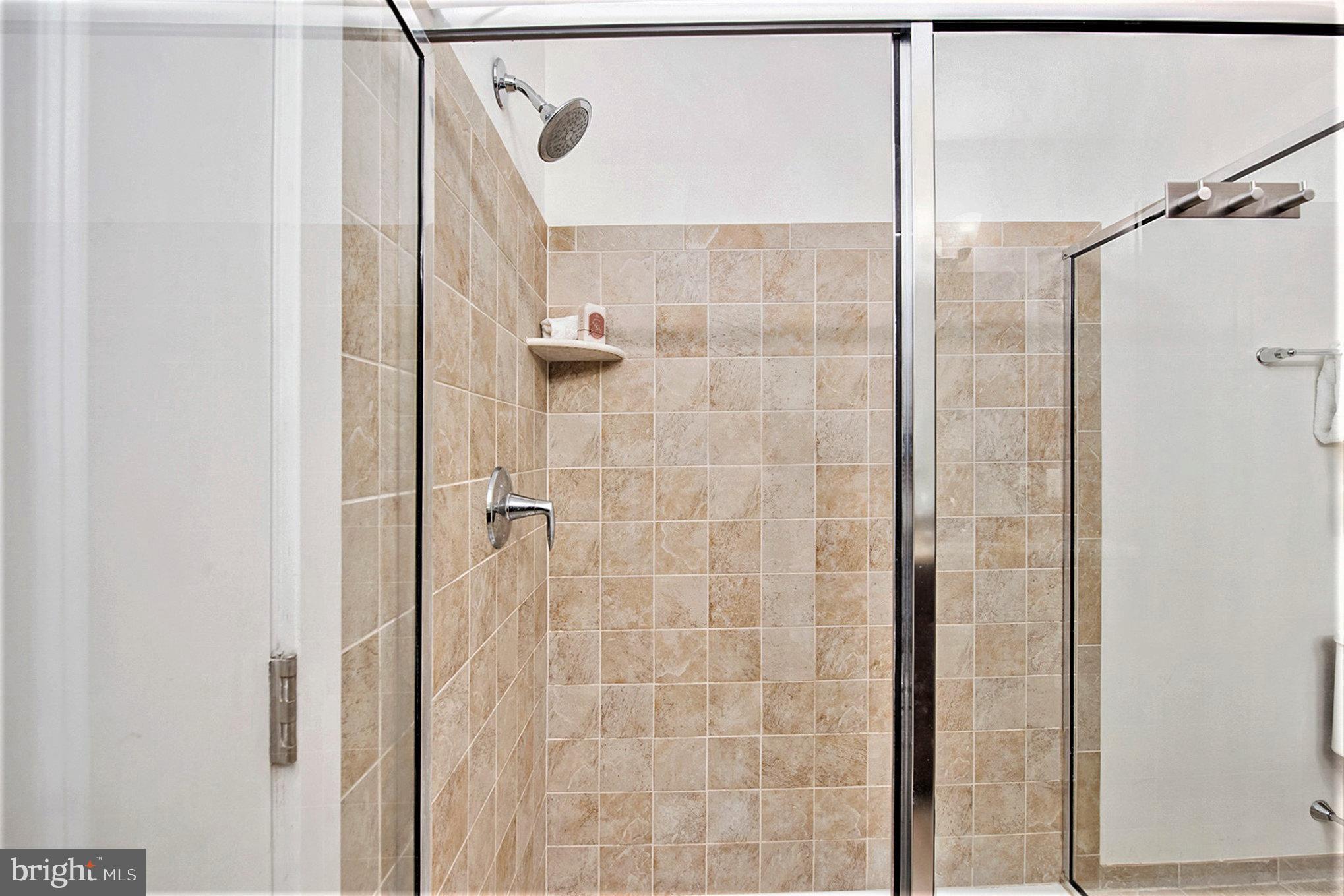 GRADUATE HOSPITAL - Residential Lease