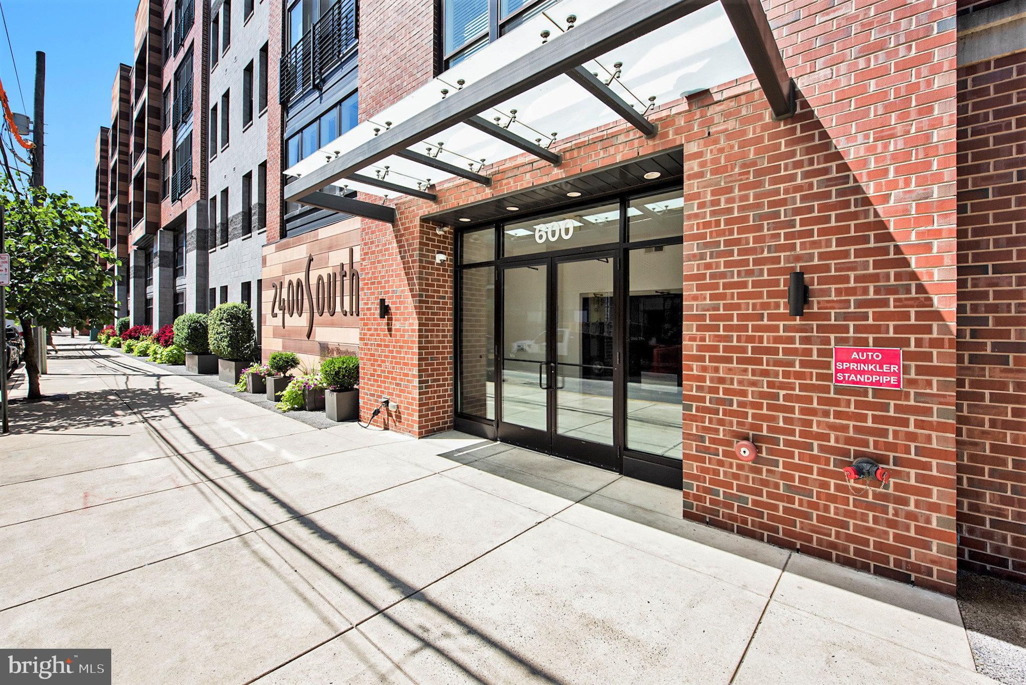 GRADUATE HOSPITAL - Residential Lease