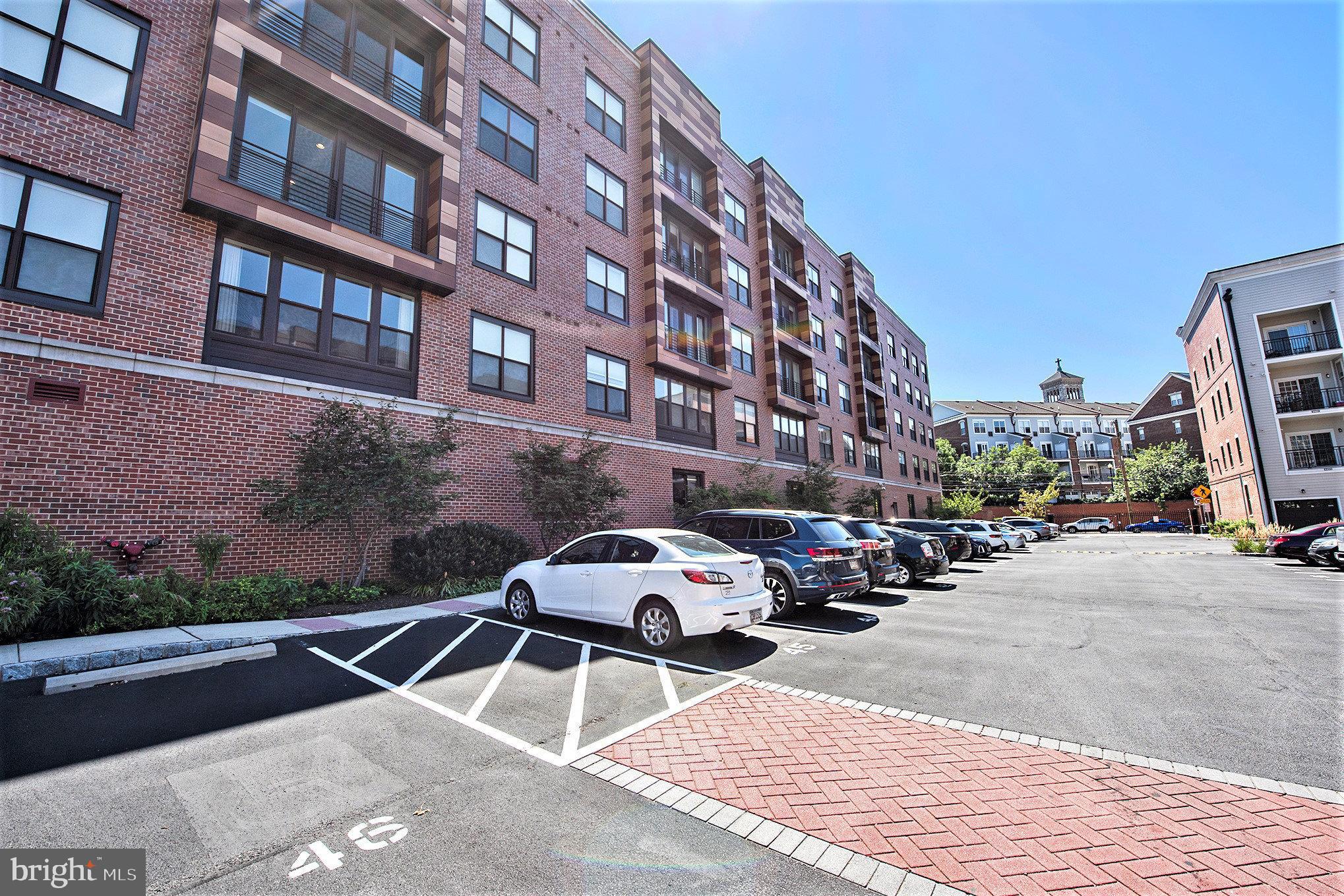 GRADUATE HOSPITAL - Residential Lease