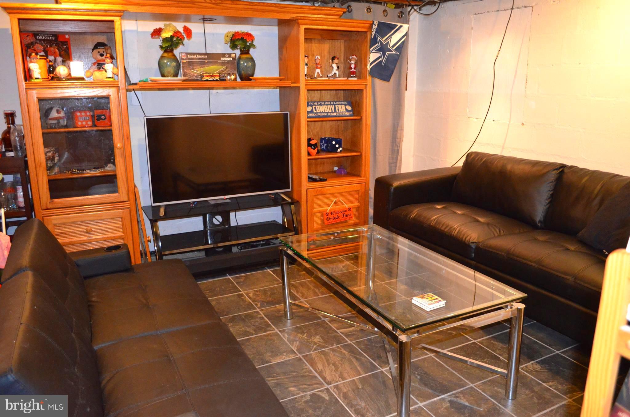 ROLAND TERRACE - Residential