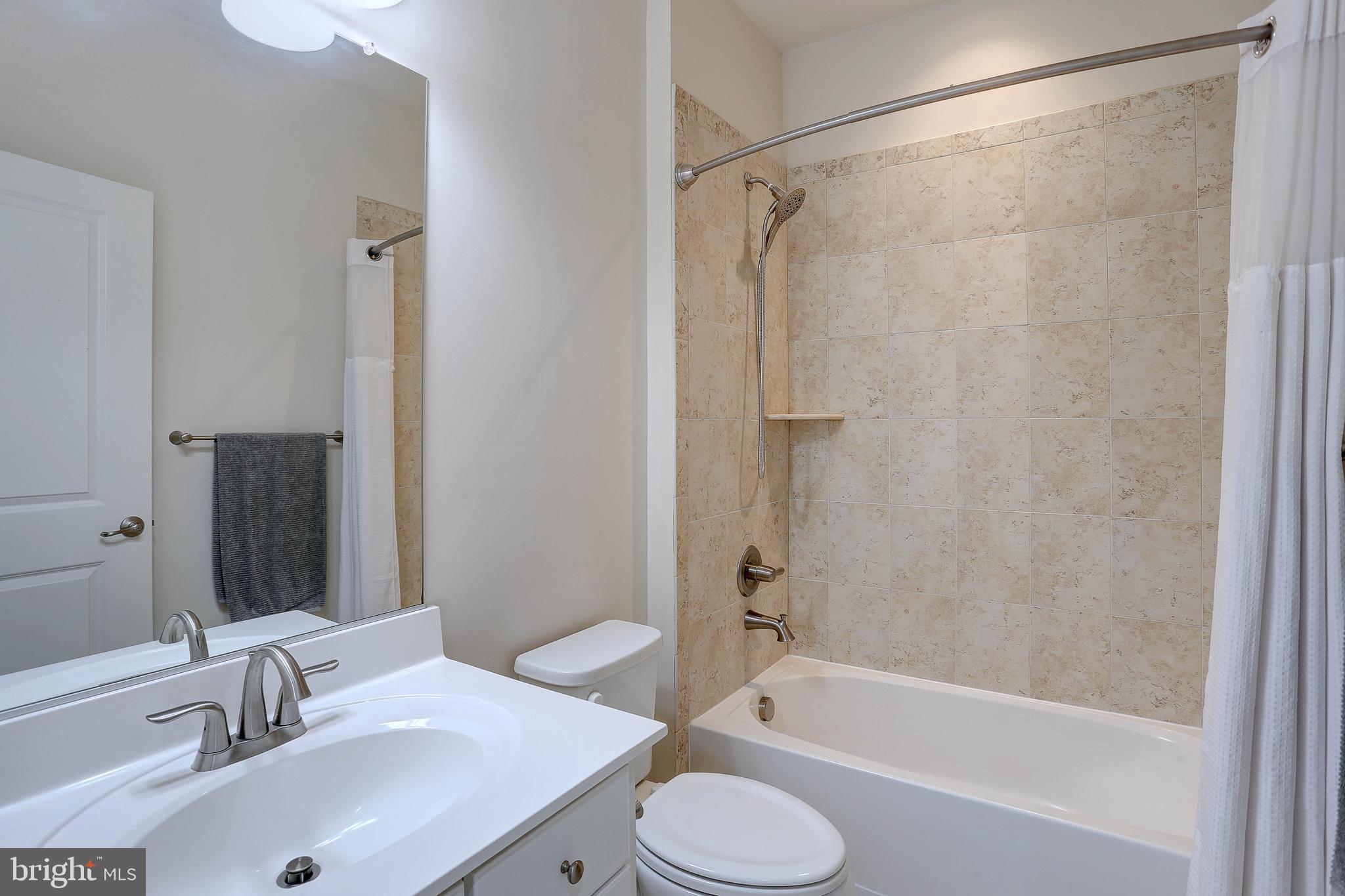 FAIRLAND PARK - Residential